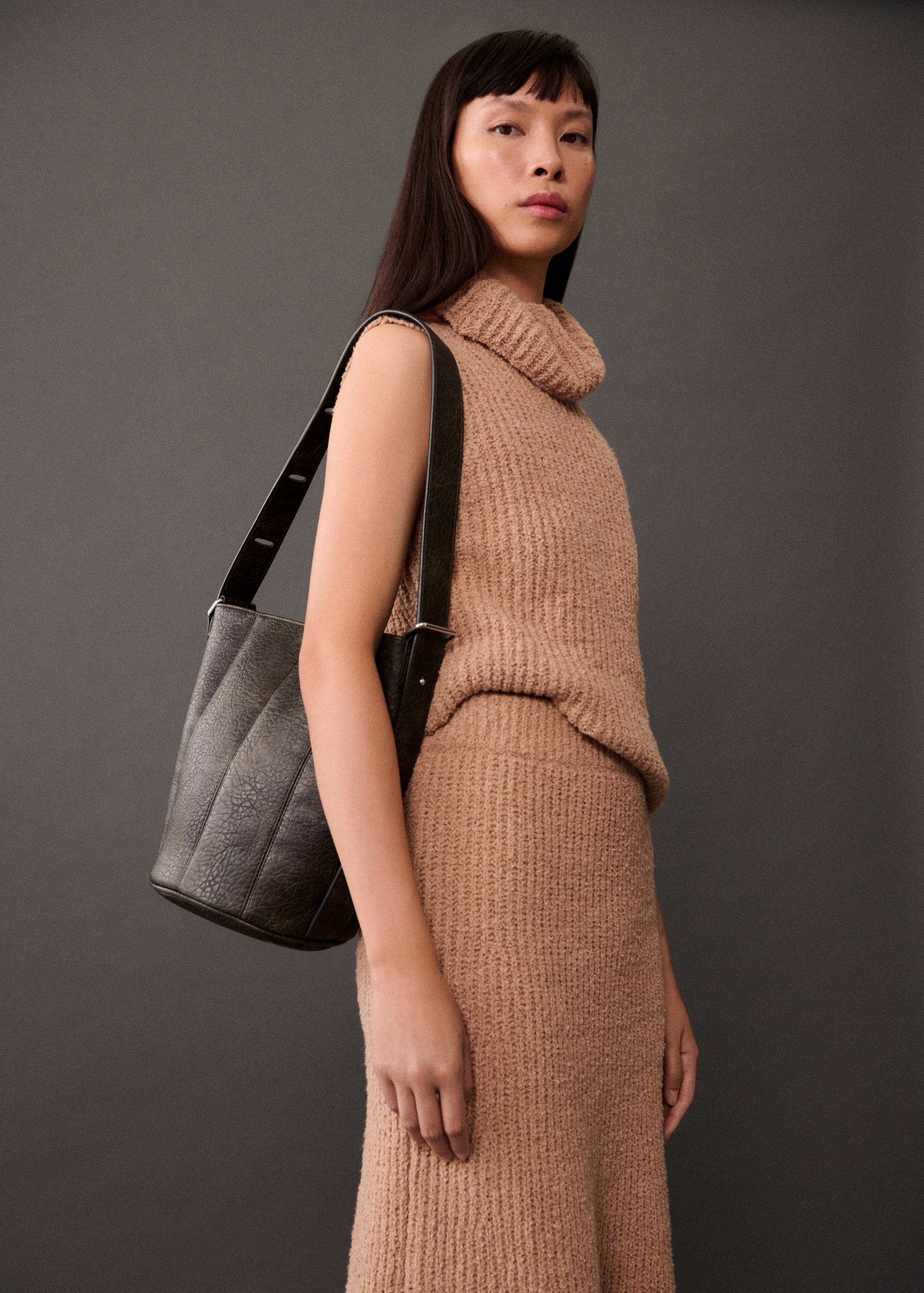 Turtleneck ribbed top - Medium plane