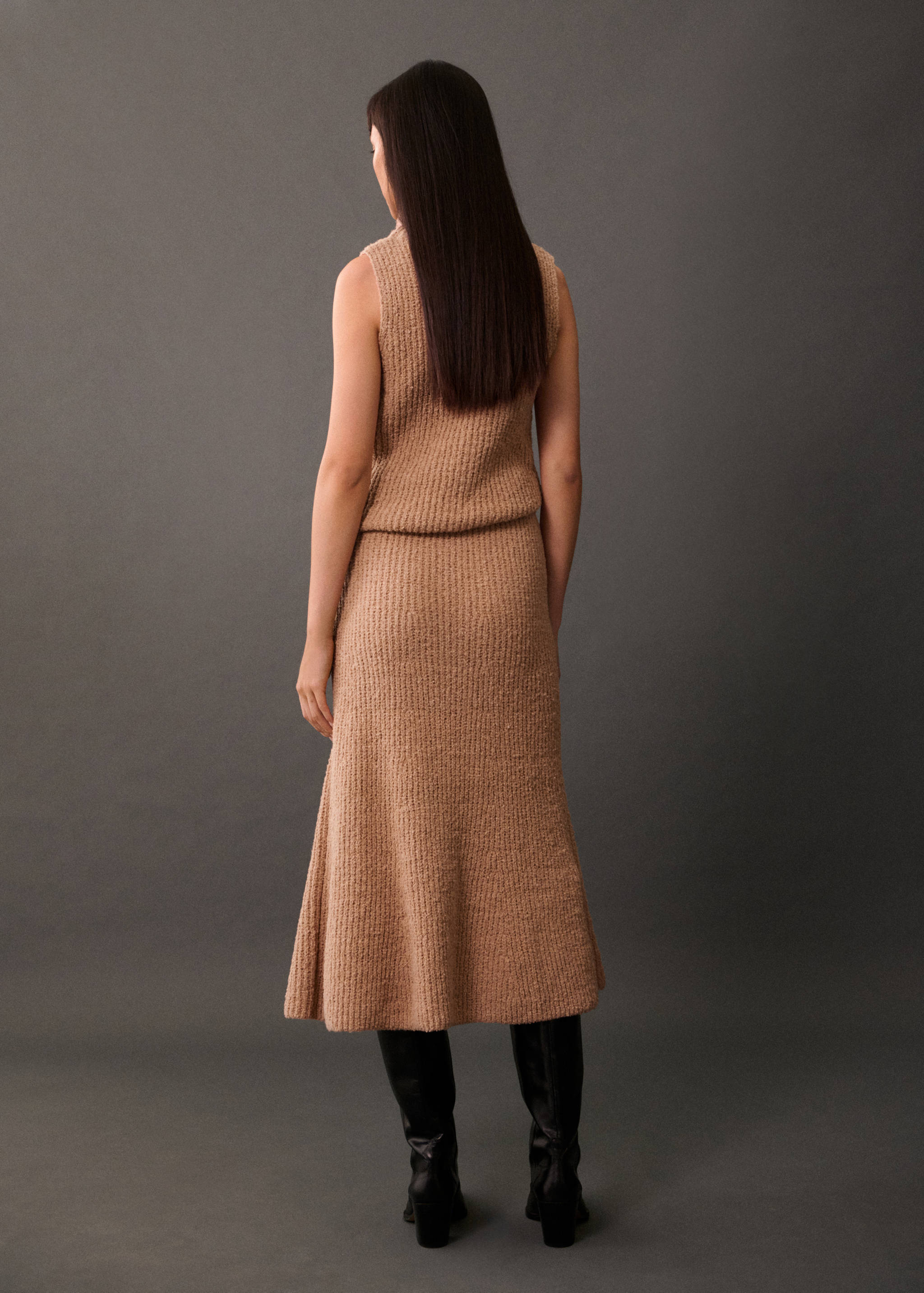 Turtleneck ribbed top - Reverse of the article