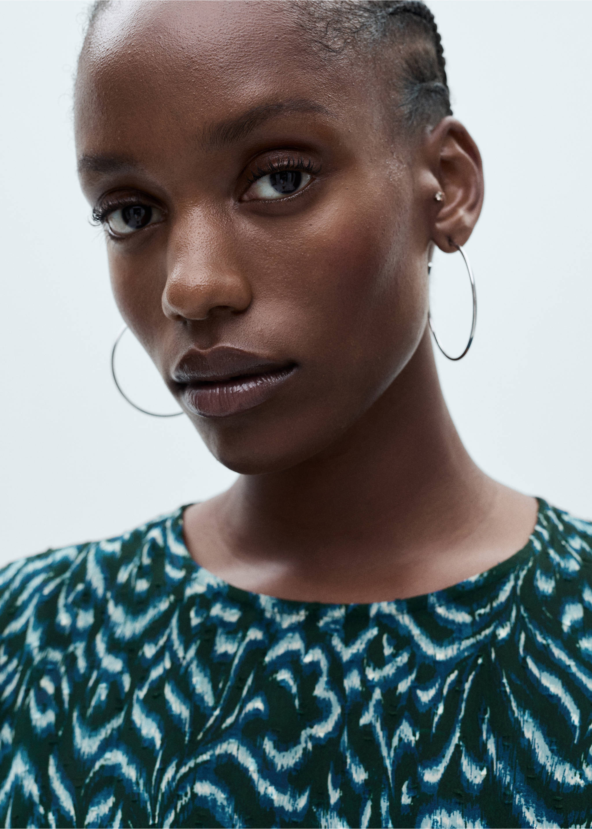 Robe courte imprimée volants - Détail de l'article 4, Vert. Ref: 77075656-00.