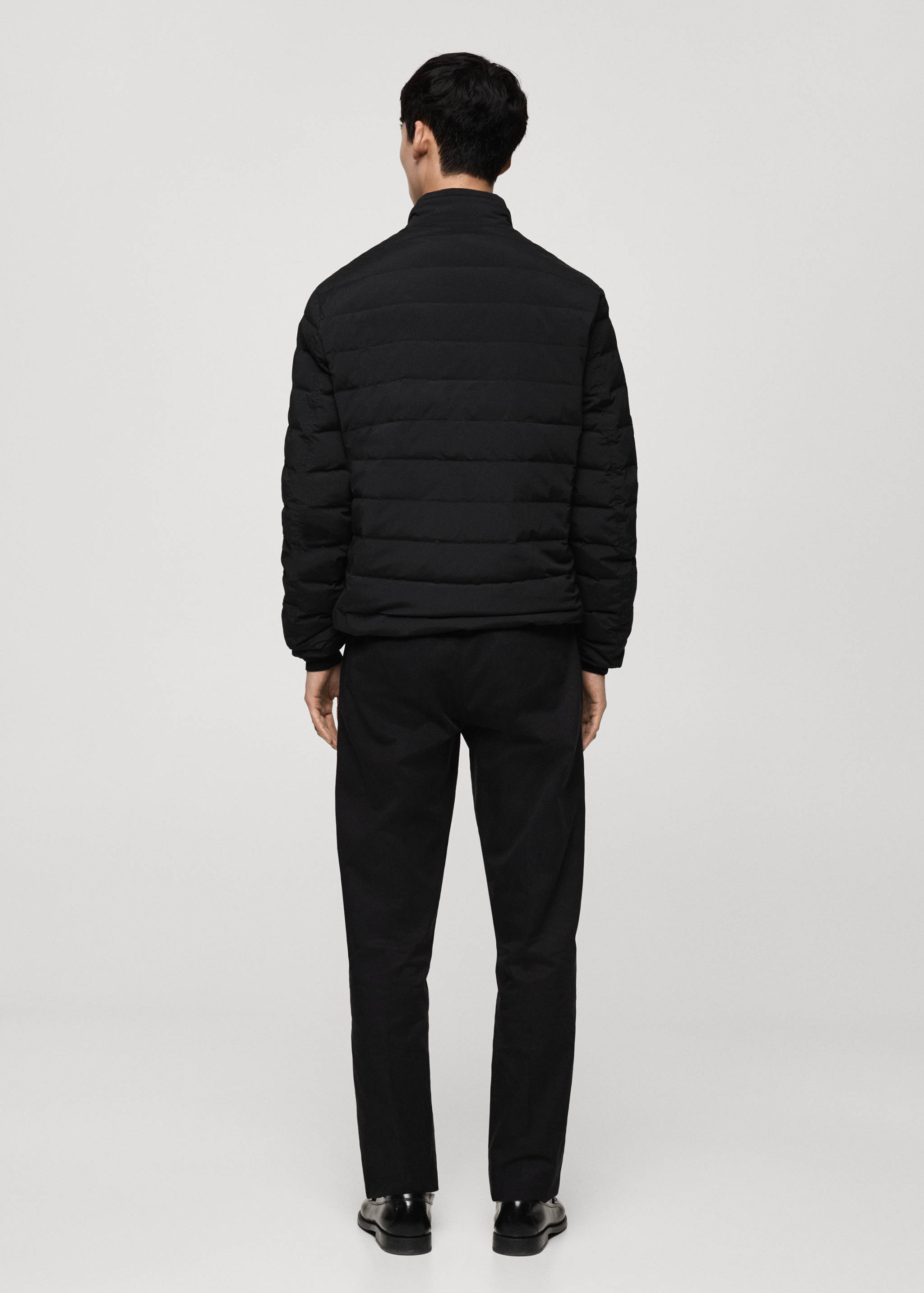 Chaqueta acolchada relleno plumas - Reverso del artículo