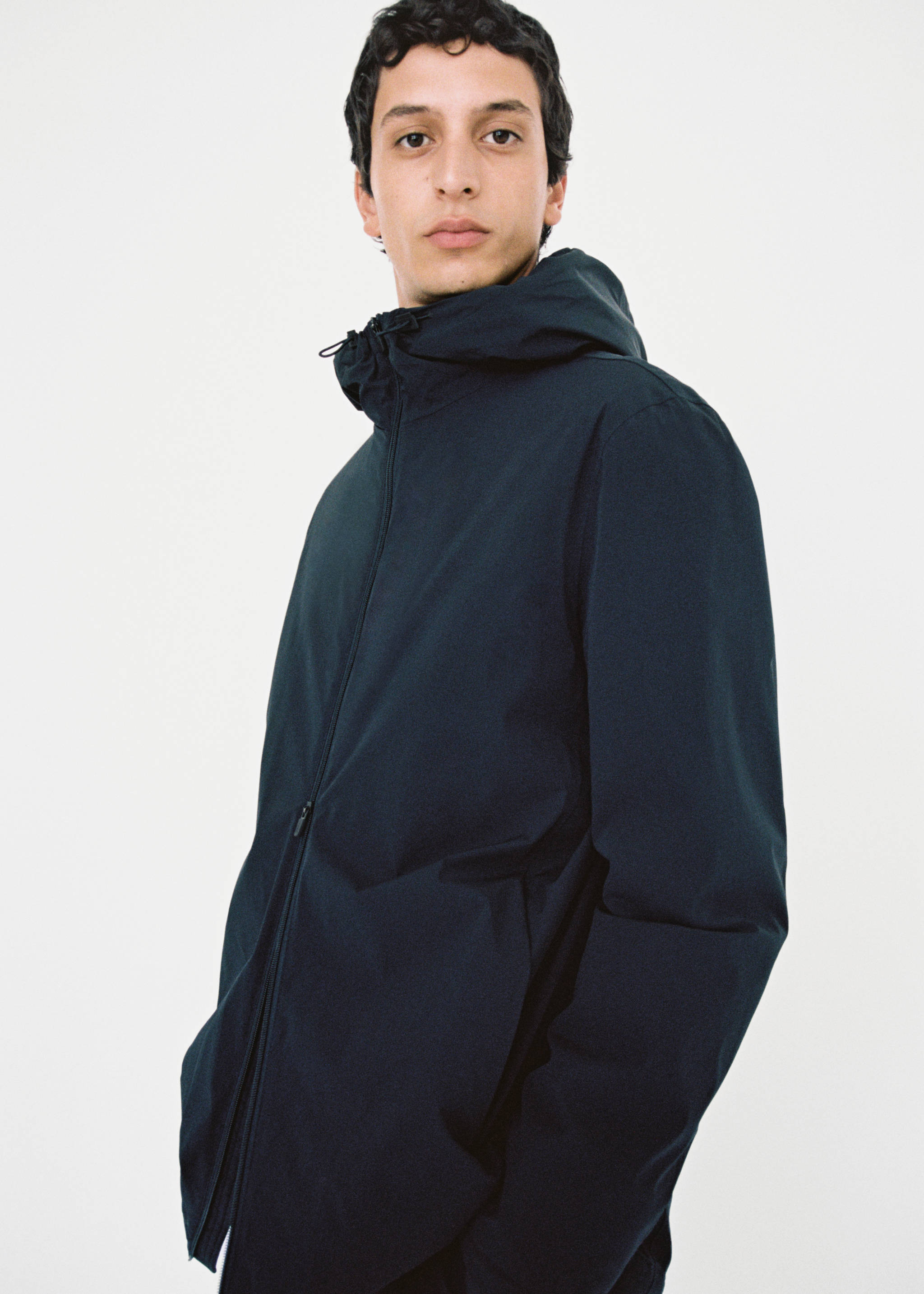 Thermore® waterproof quilted parka with Thermore® padding - Details of the article 3, Dark Navy. Ref: 77075960-00.