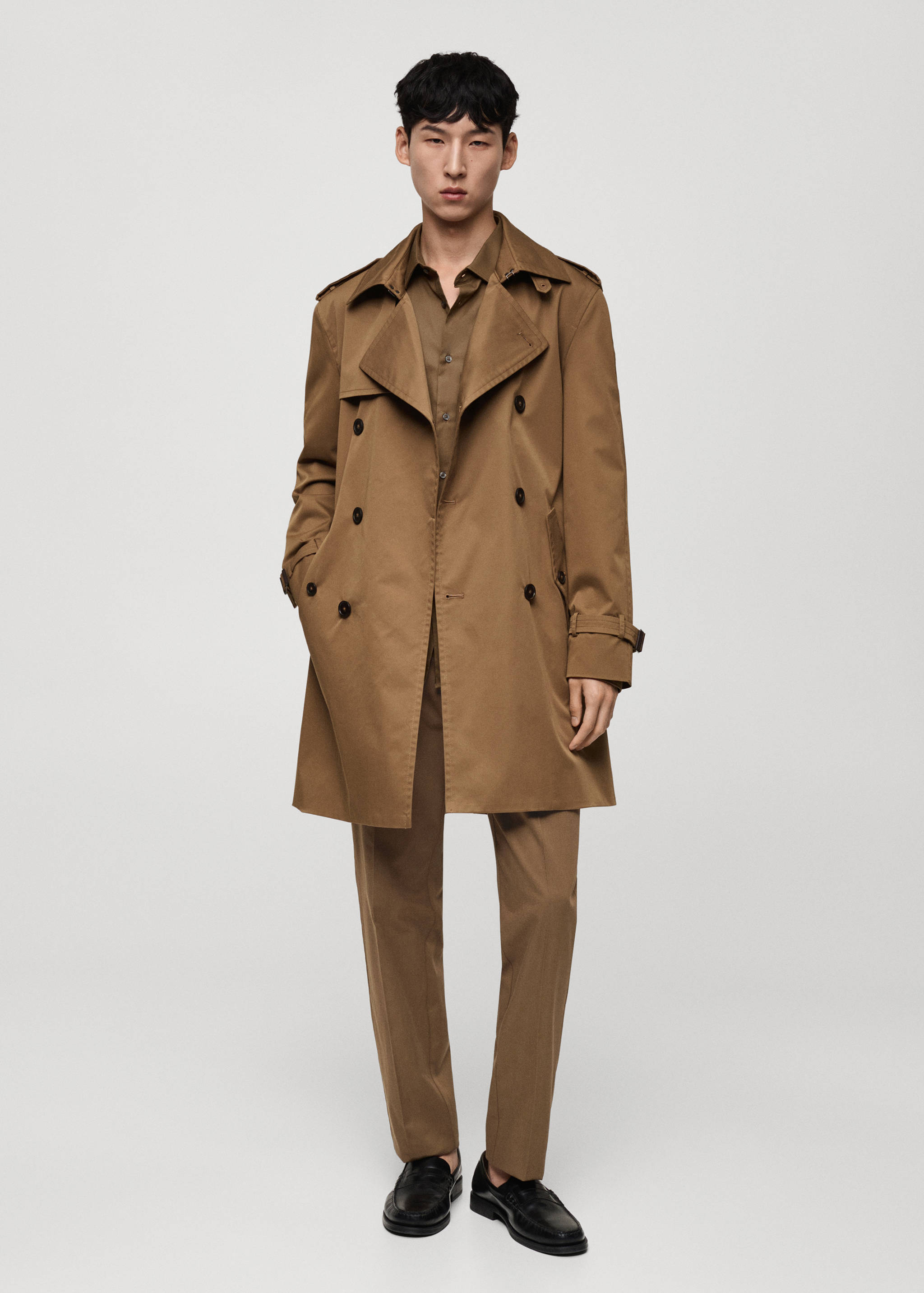 Water-repellent belted trench coat - General plane