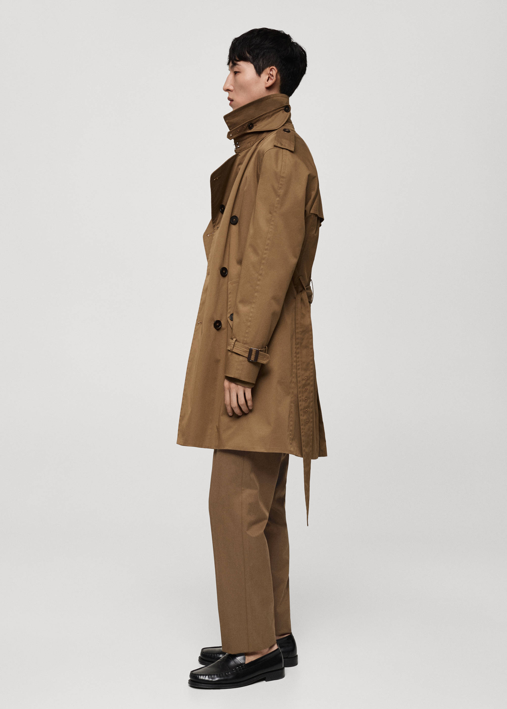 Water-repellent belted trench coat - Details of the article 6