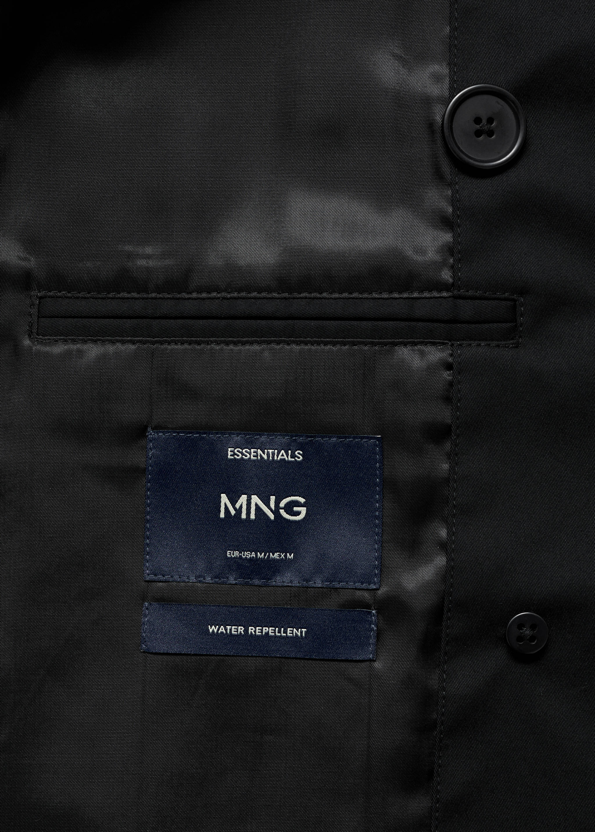 Water-repellent belted trench coat - Details of the article 8