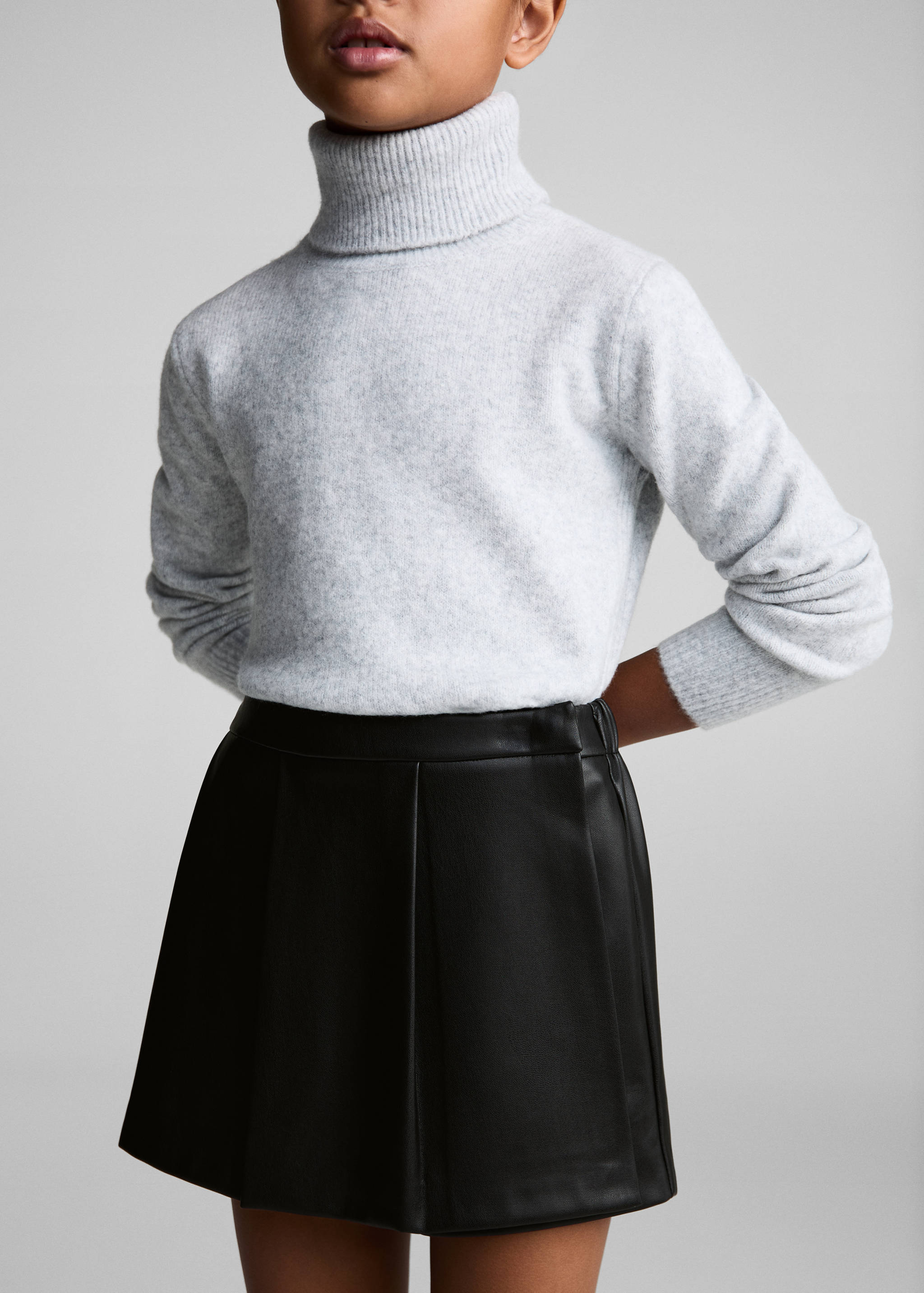 Jupe short cuir synthétique - Détail de l'article 6