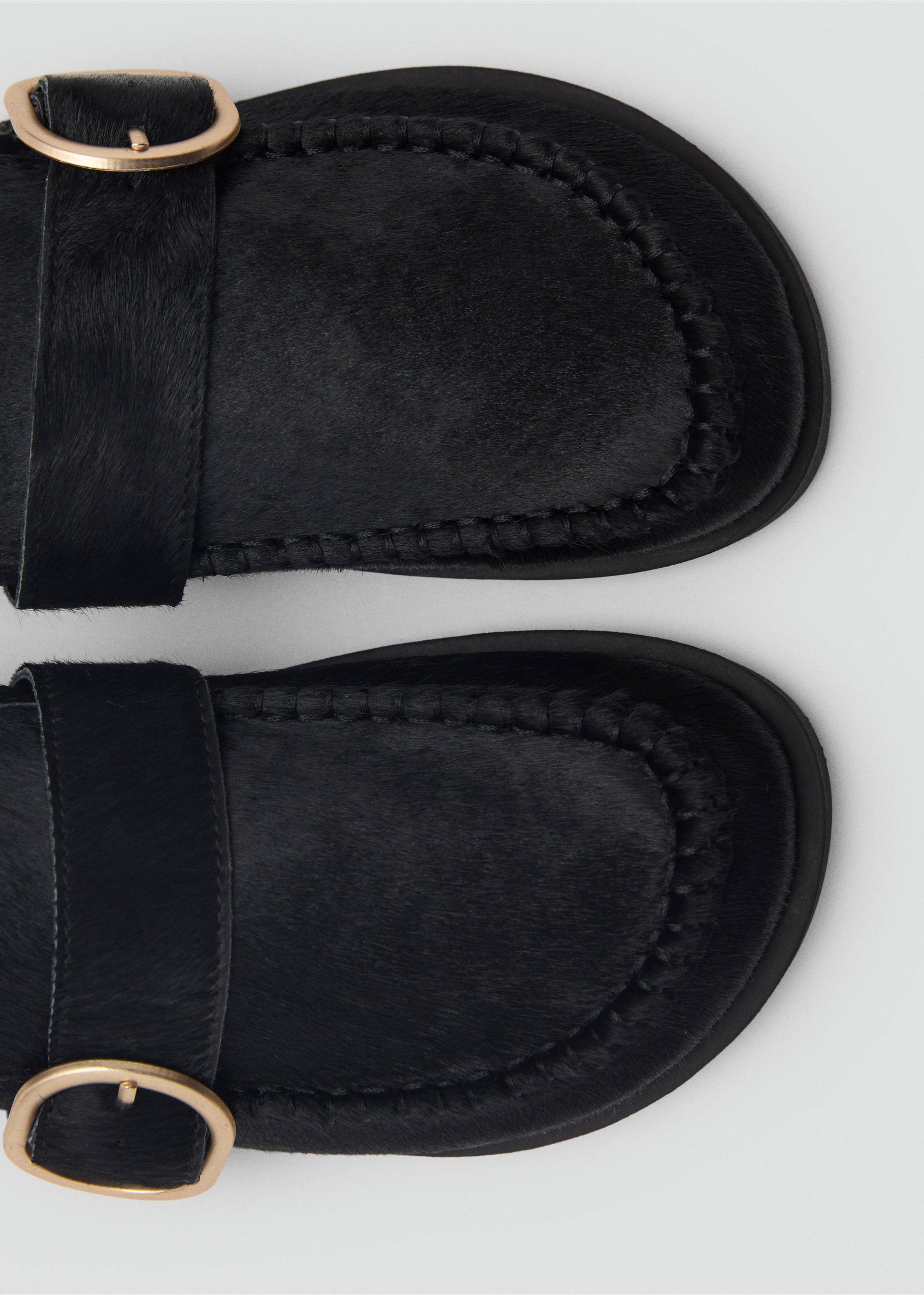 Leren klomp met gesp - Detail van het artikel 2, Zwart. Ref: 77075975-00.