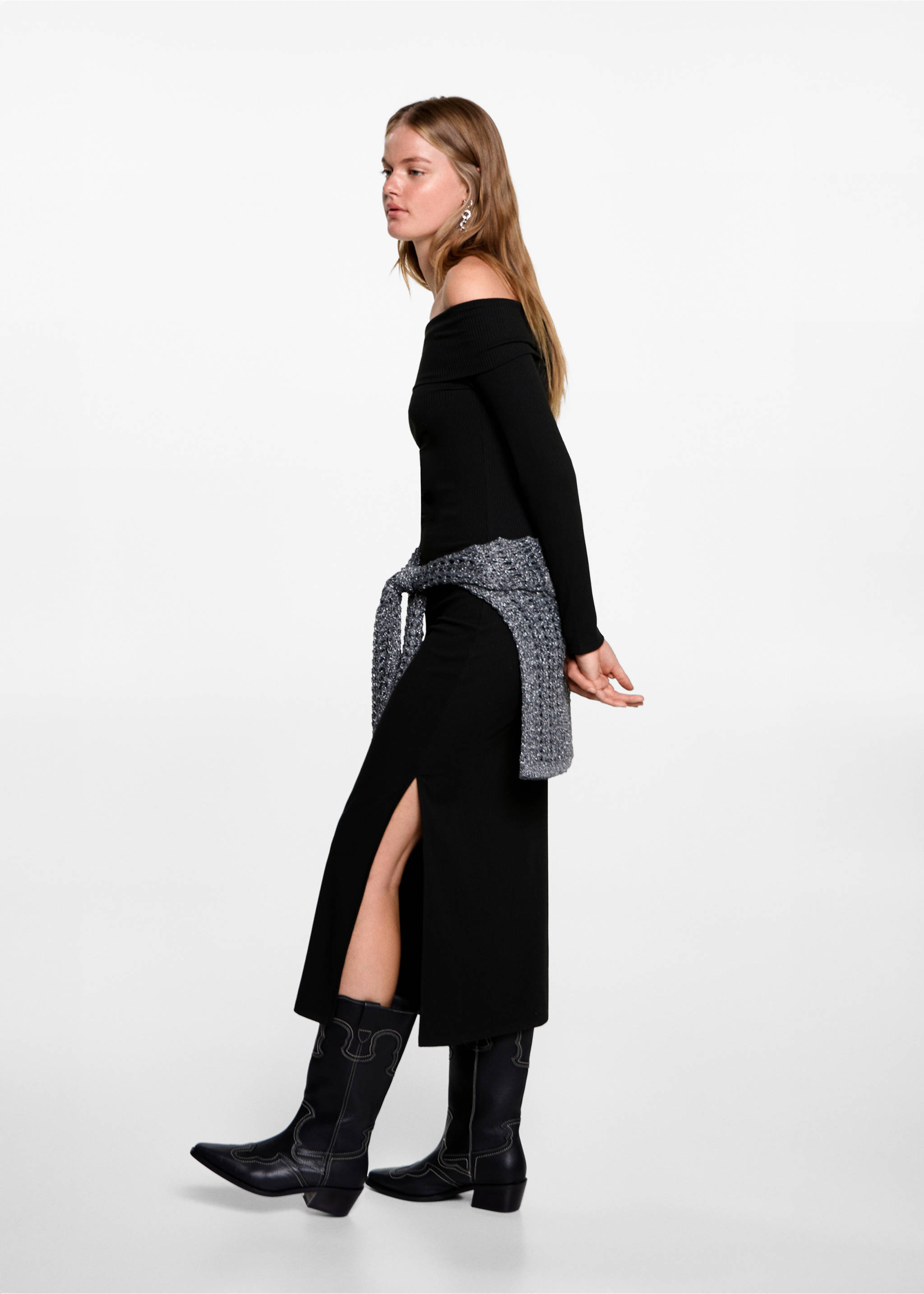 Off-the-shoulder long dress - General plane, Black. Ref: 77075984-00.