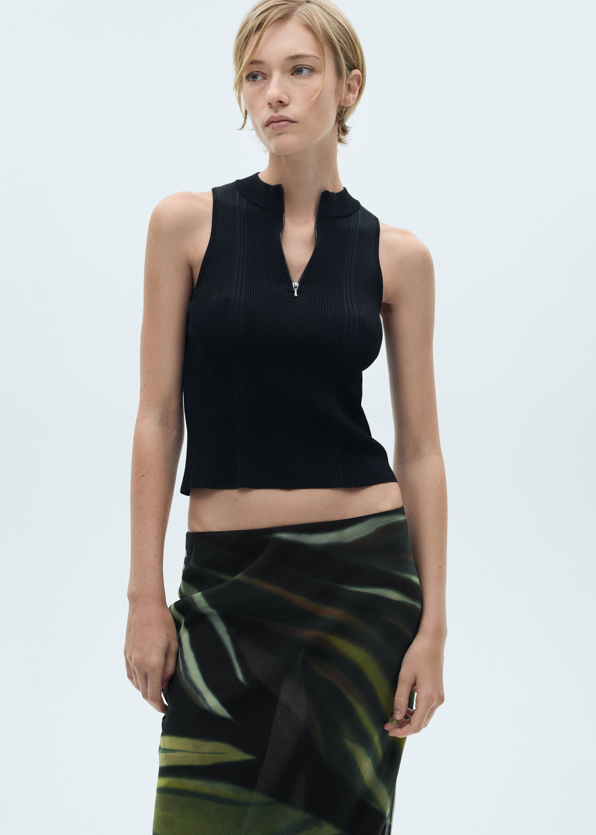 Printed long skirt - Details of the article 1