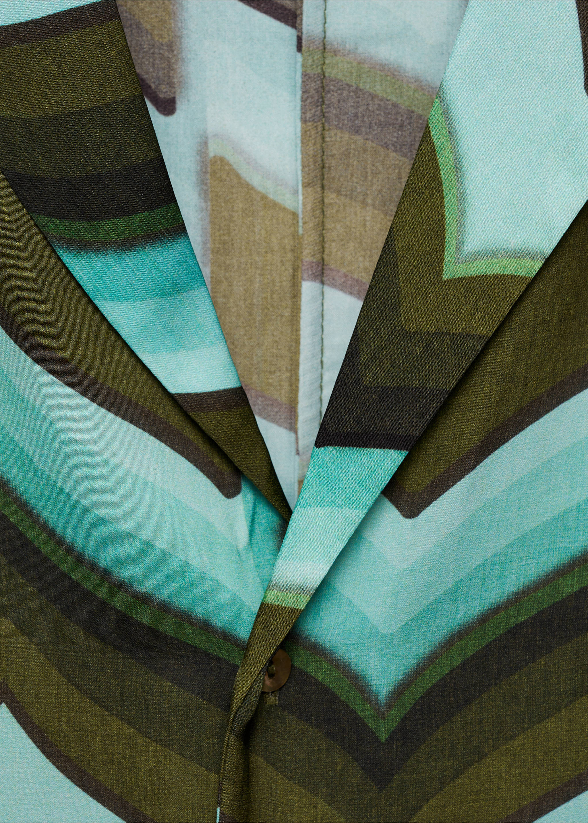 Chemise imprimée fluide - Détail de l'article 8, Vert. Ref: 77076355-00.