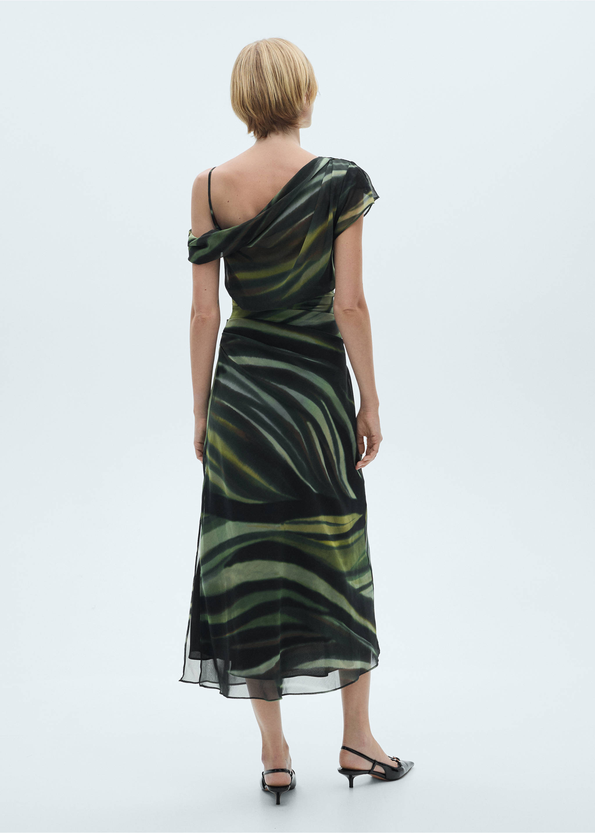 Printed dress with draped detail - Reverse of the article, Black. Ref: 77076356-00.
