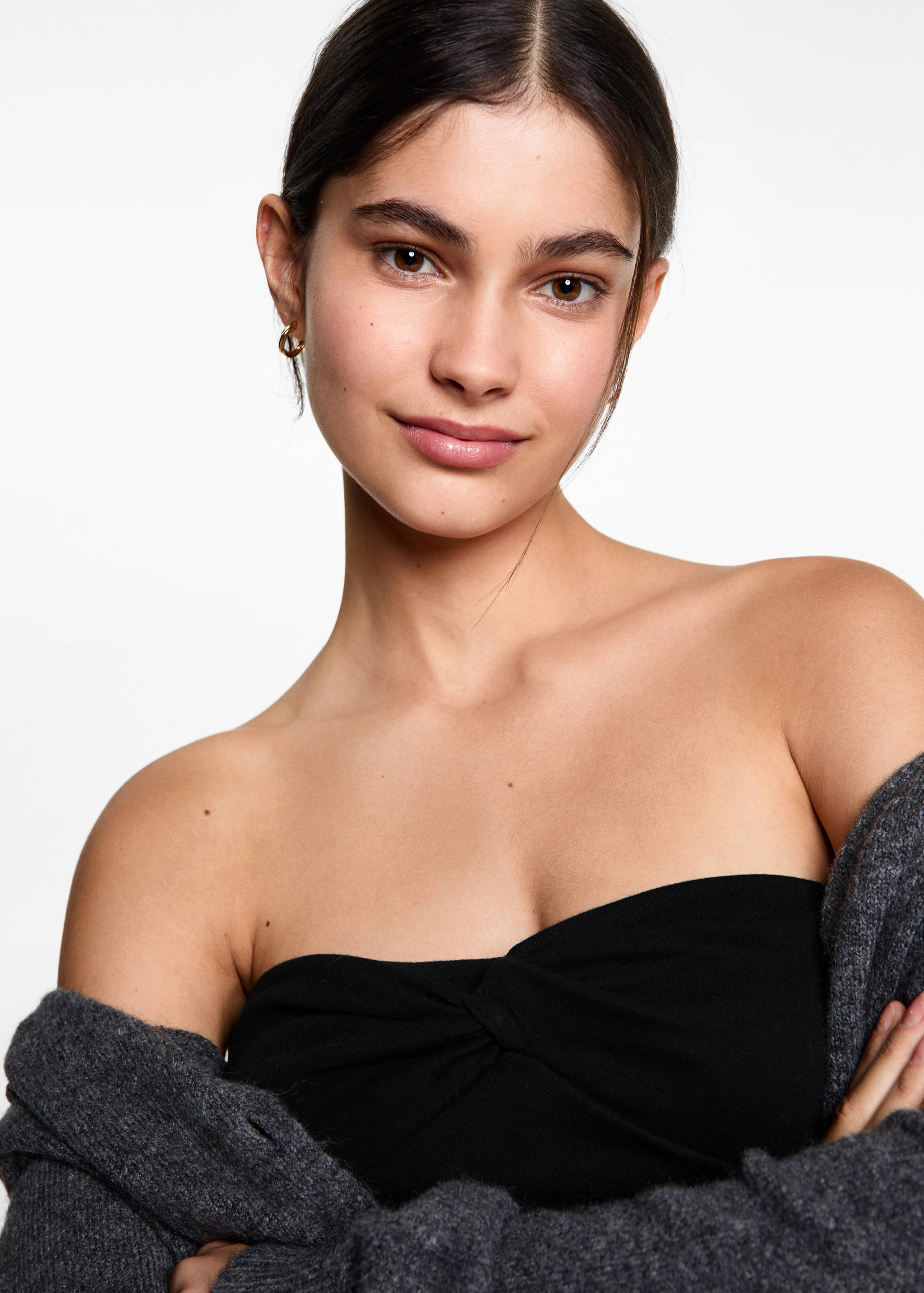 Knot crop top - Details of the article 1