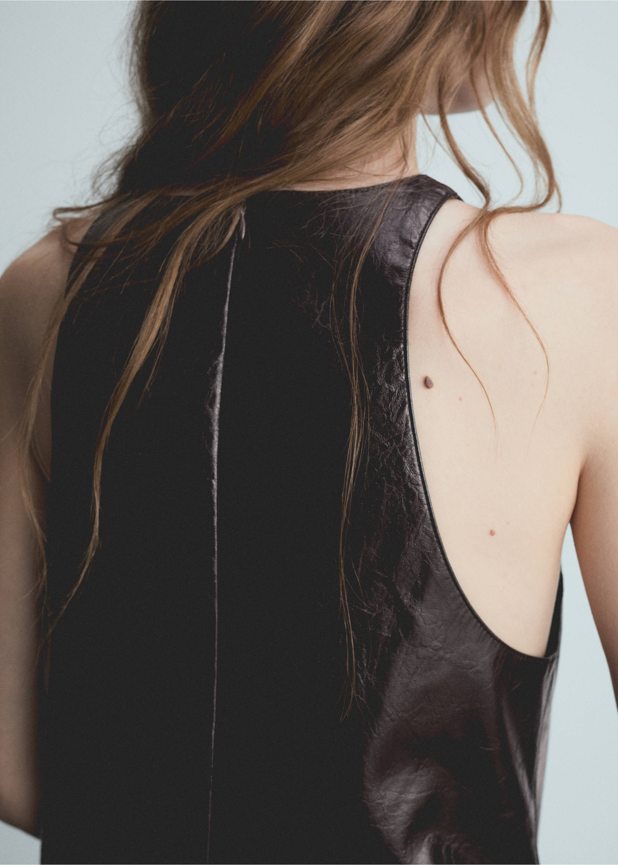 Haljina od umjetne kože bez rukava - Detalji artikla 6, Boja vina. Ref: 77076722-00.