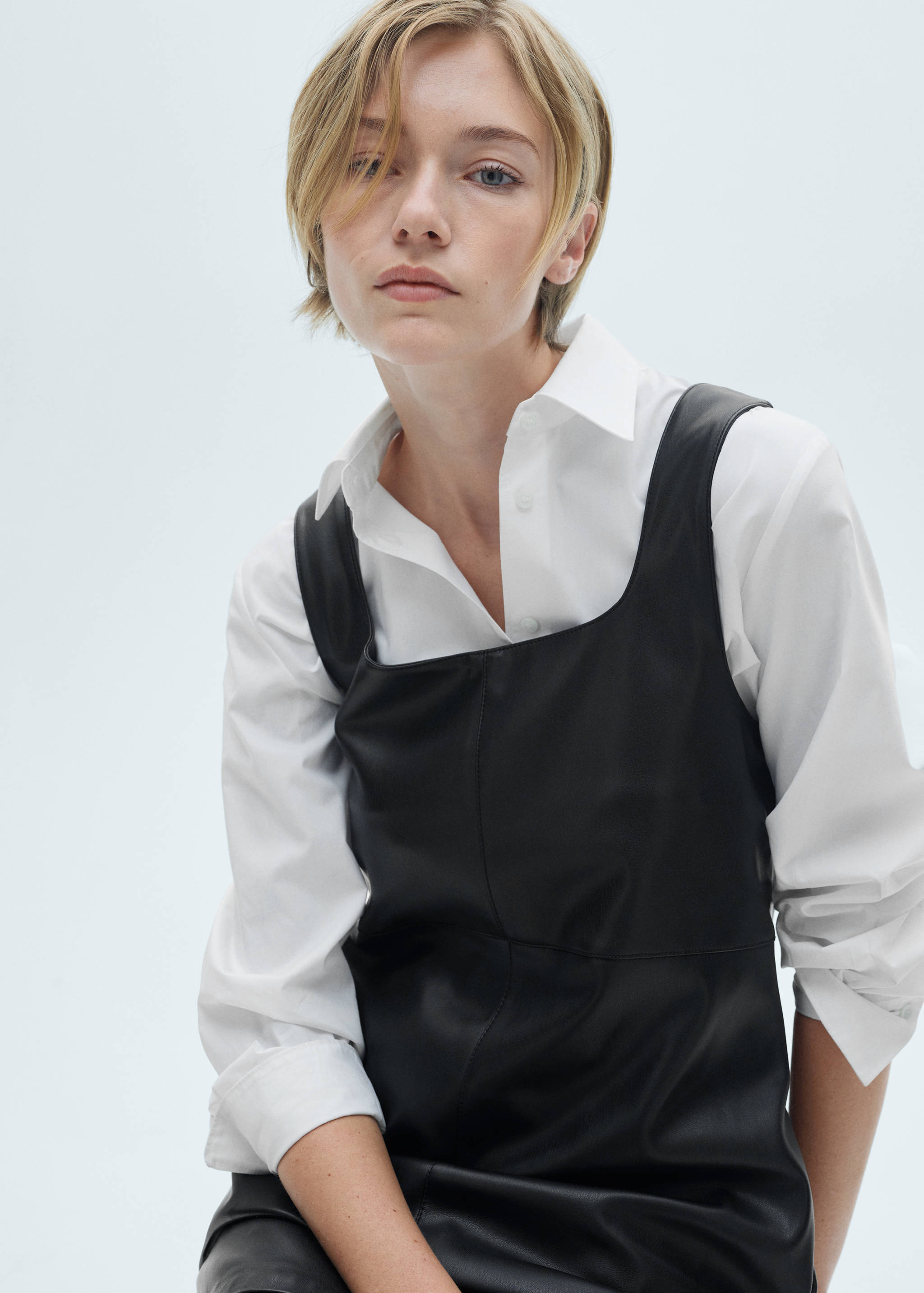 Műbőr kantáros szoknya - A termék adatai 1