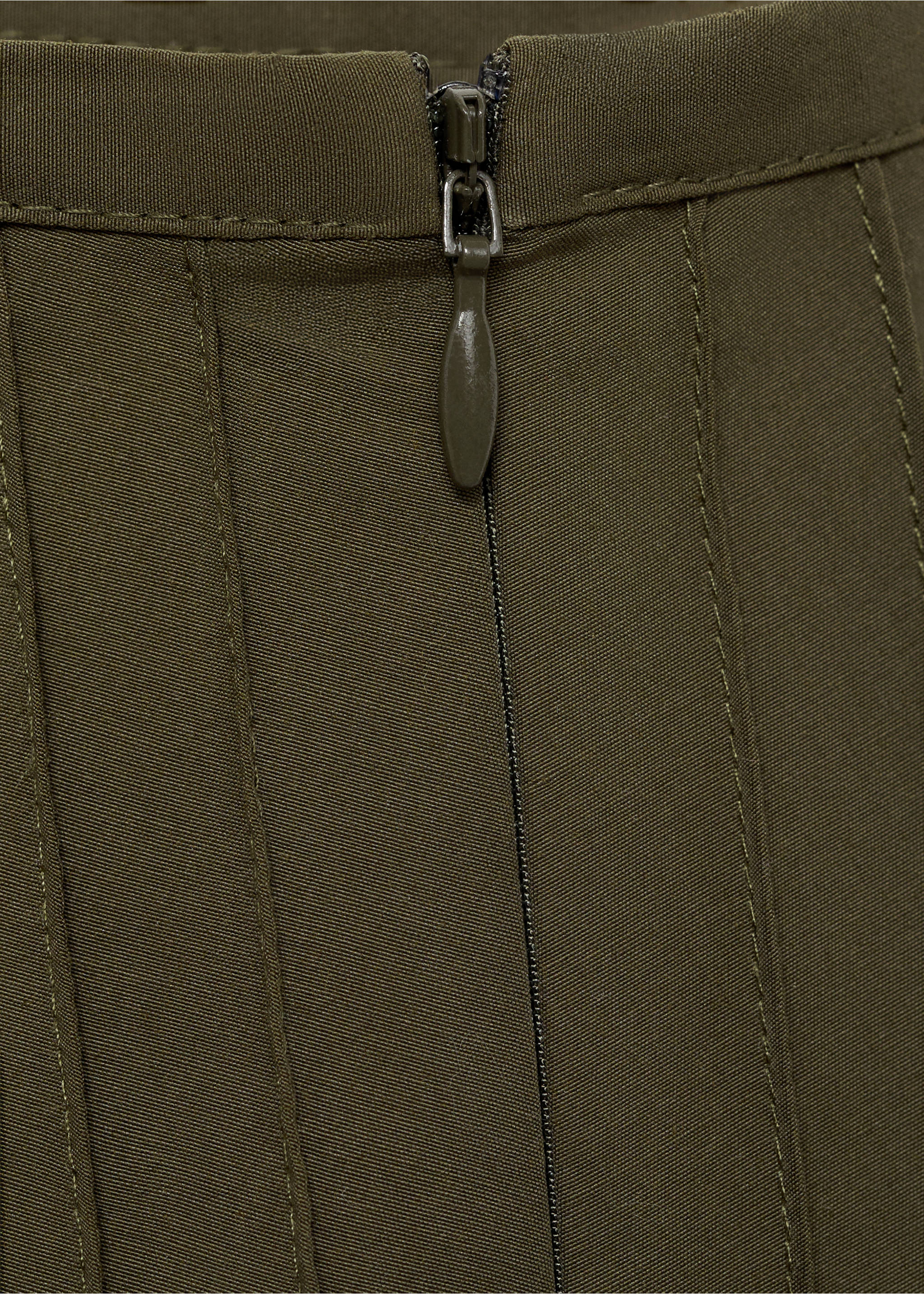 Ausgestellter Rock mit Abnäherdetail - Detail des Artikels 0, Khaki. Ref: 77076764-00.