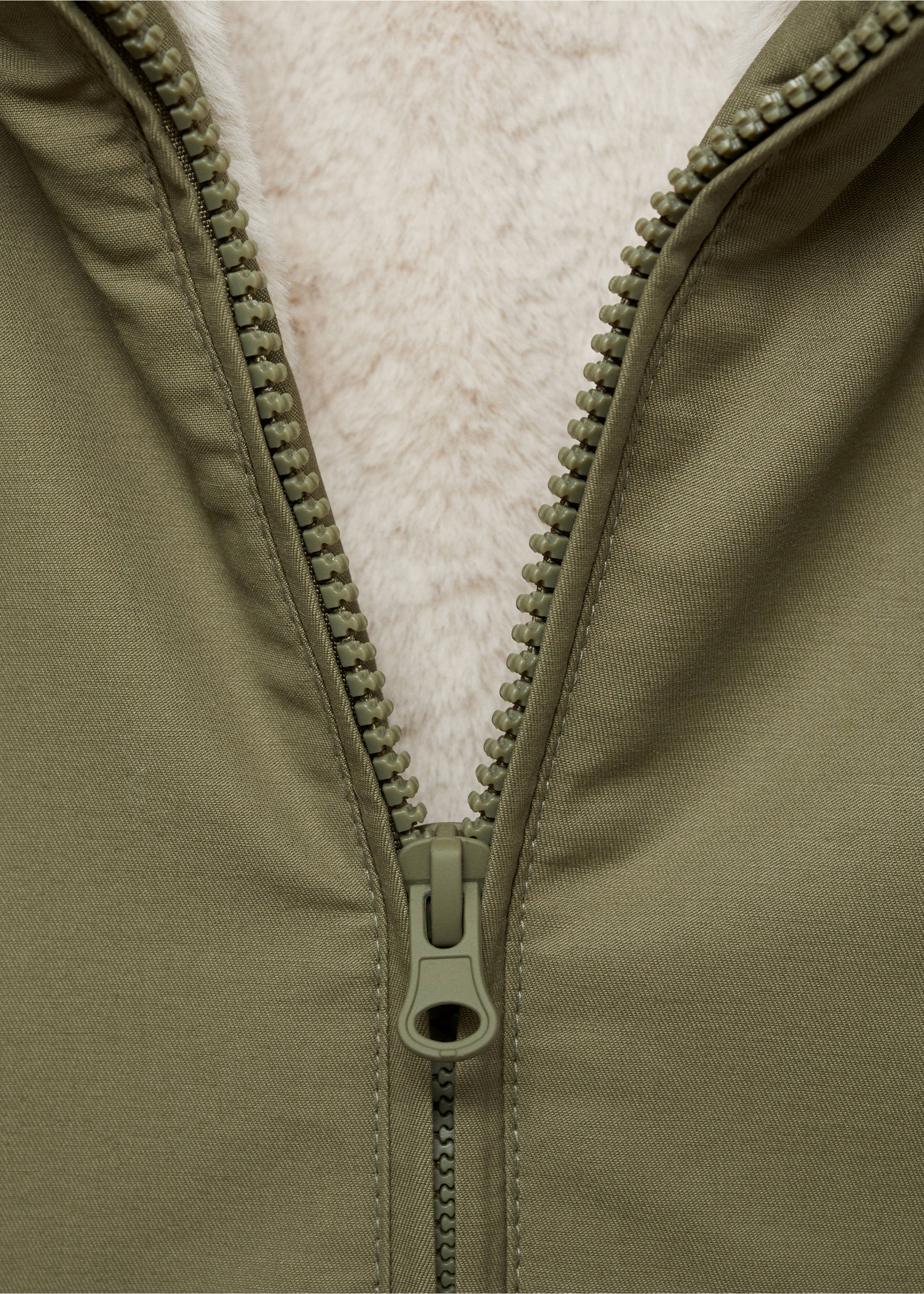 barn jacket with fur-effect lining - Details of the article 8, Khaki. Ref: 77077641-00.