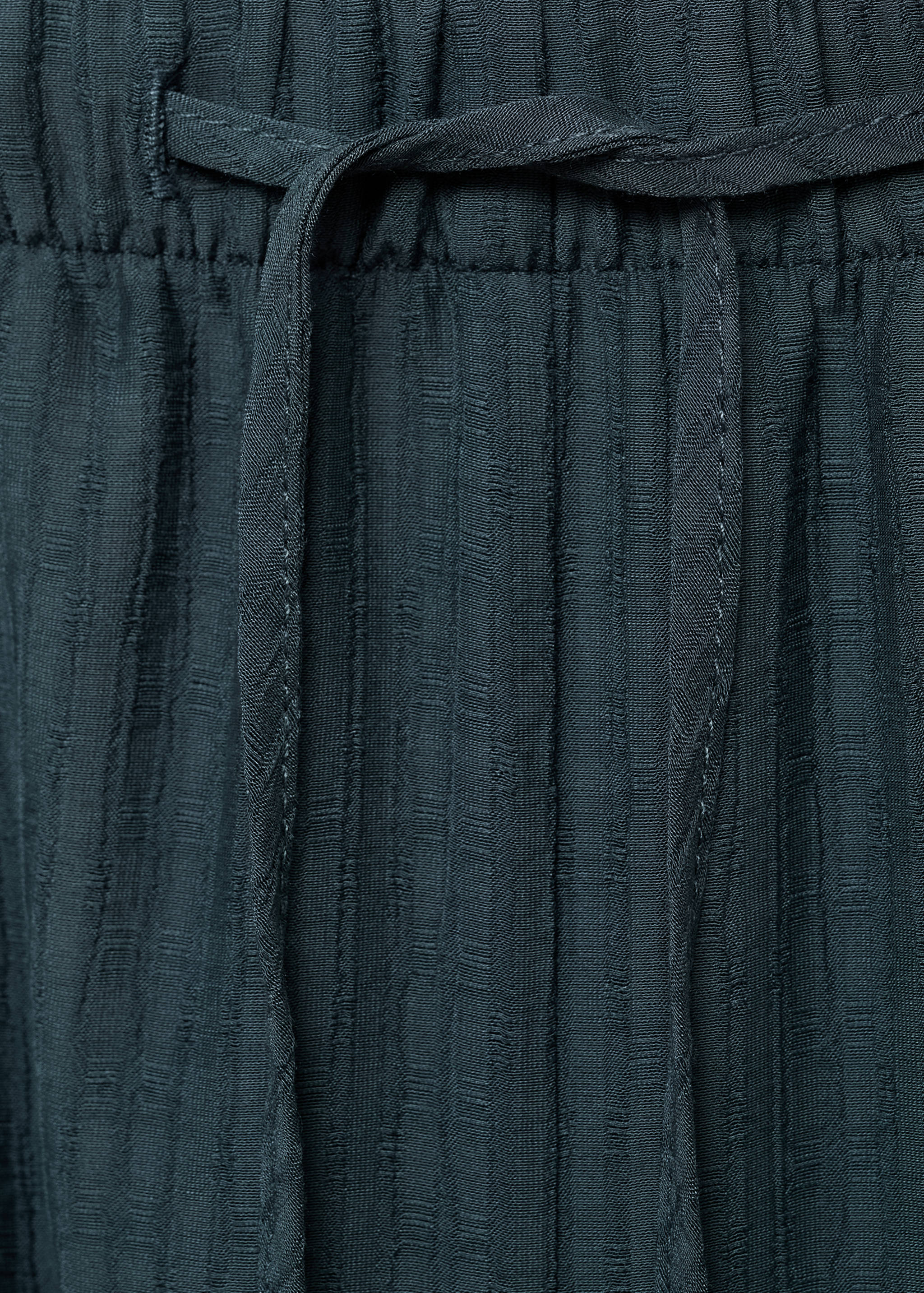 Fließende Hose mit Knoten - Detail des Artikels 0