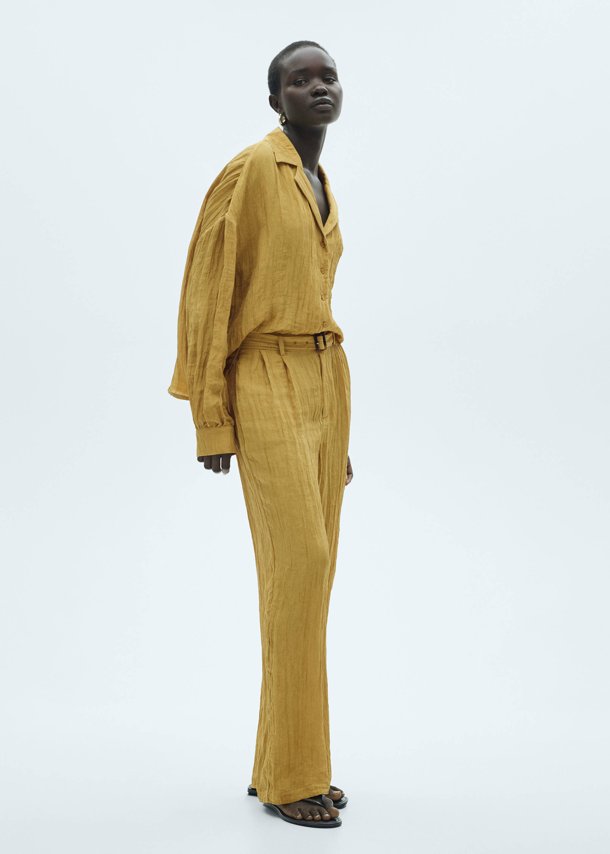 Pocket textured shirt - General plane