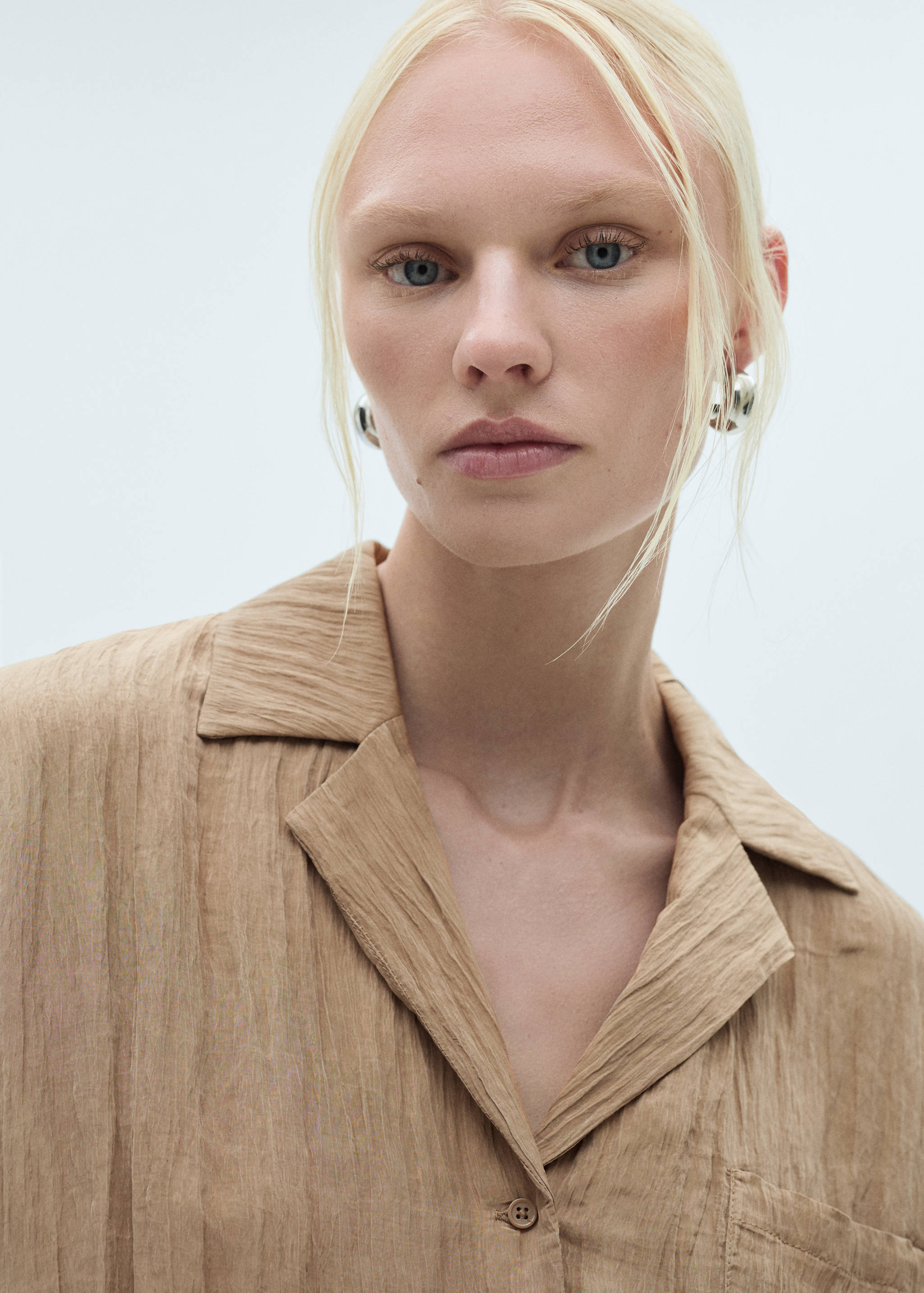 Pocket textured shirt - Details of the article 1