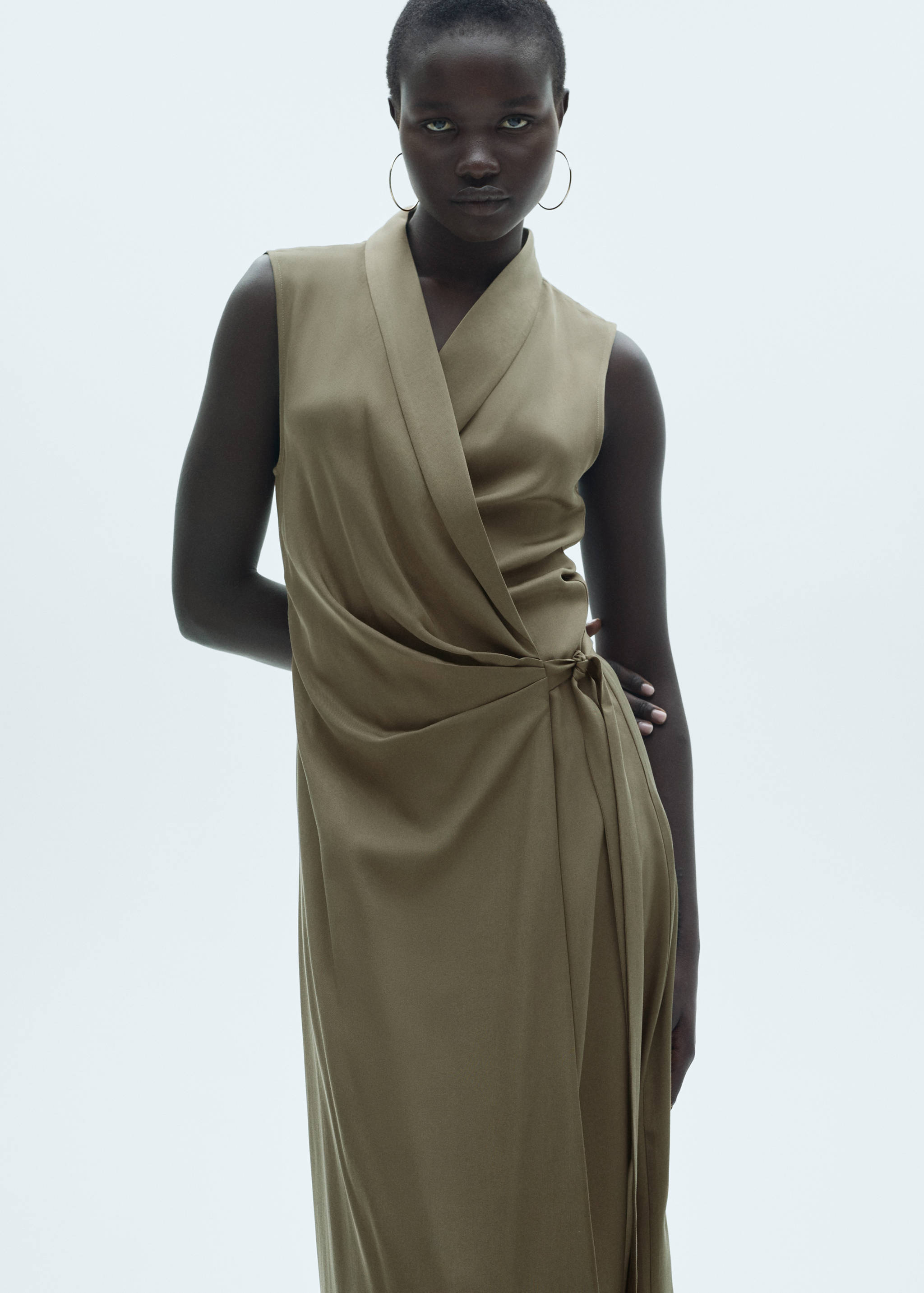 Lyocell jurk met knoopdetail - Middenvlak