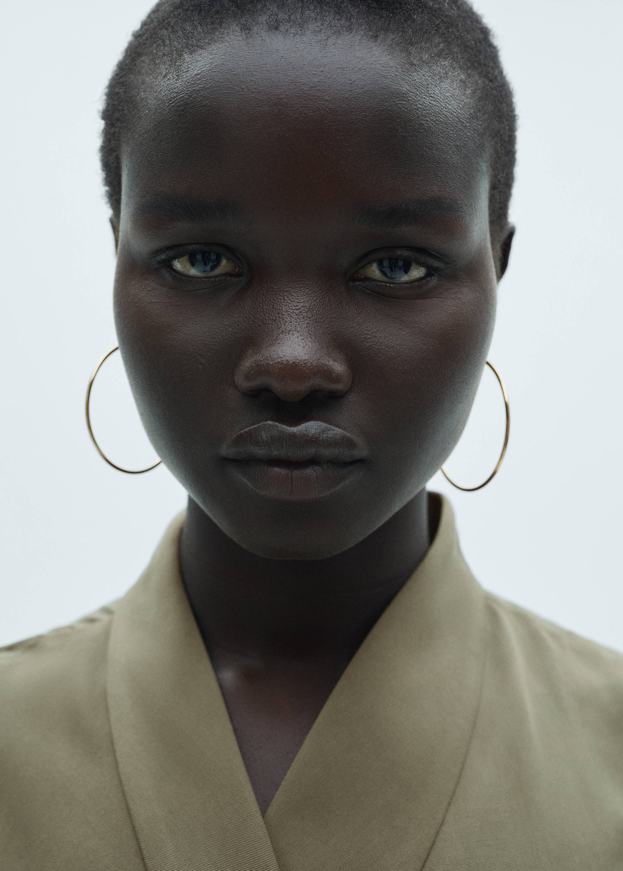 Lyocell jurk met knoopdetail - Detail van het artikel 1