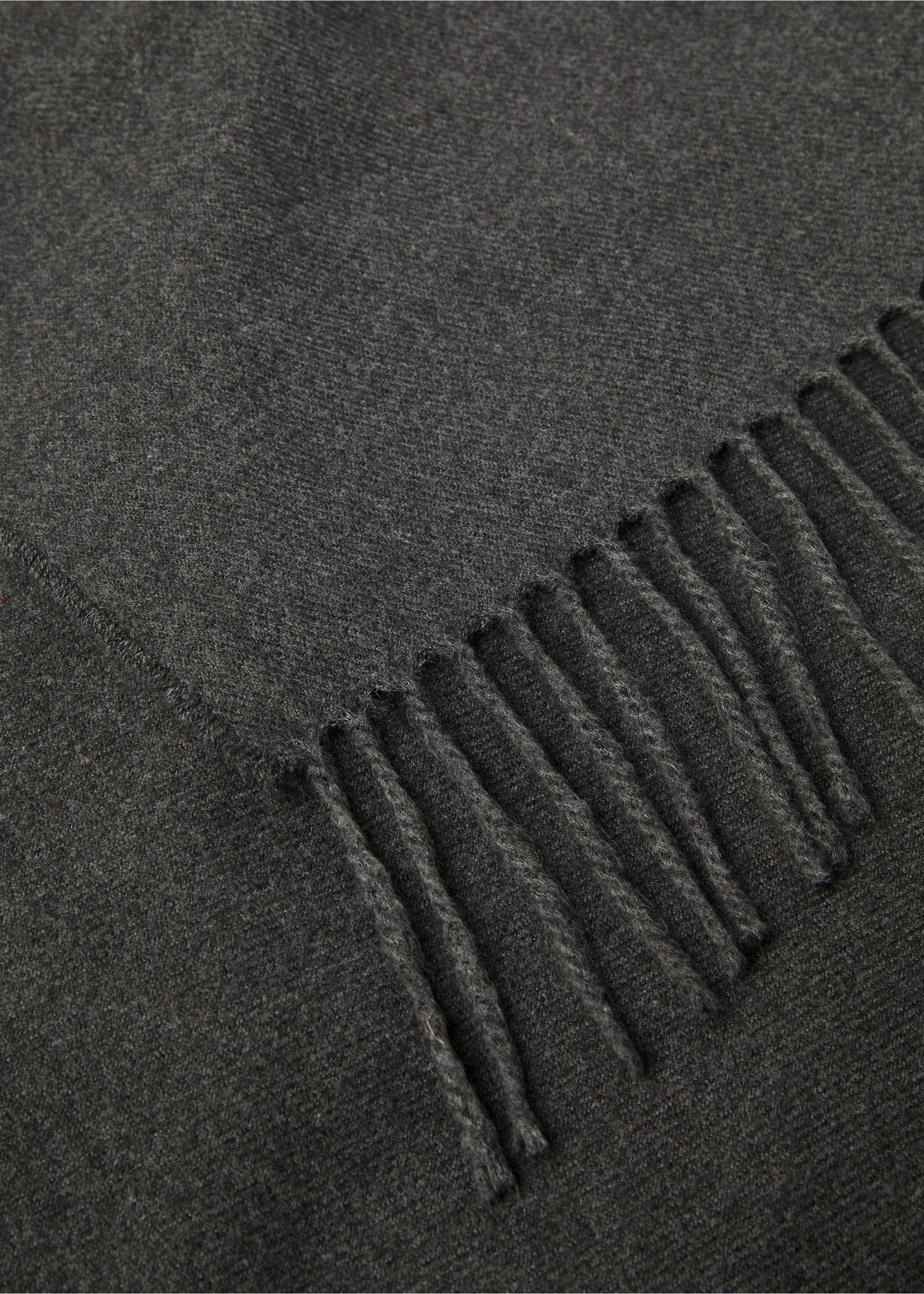 Hladká deka s třásněmi 130 x 180 cm - Detail zboží 2, Šedá. Ref: 77077650-00.