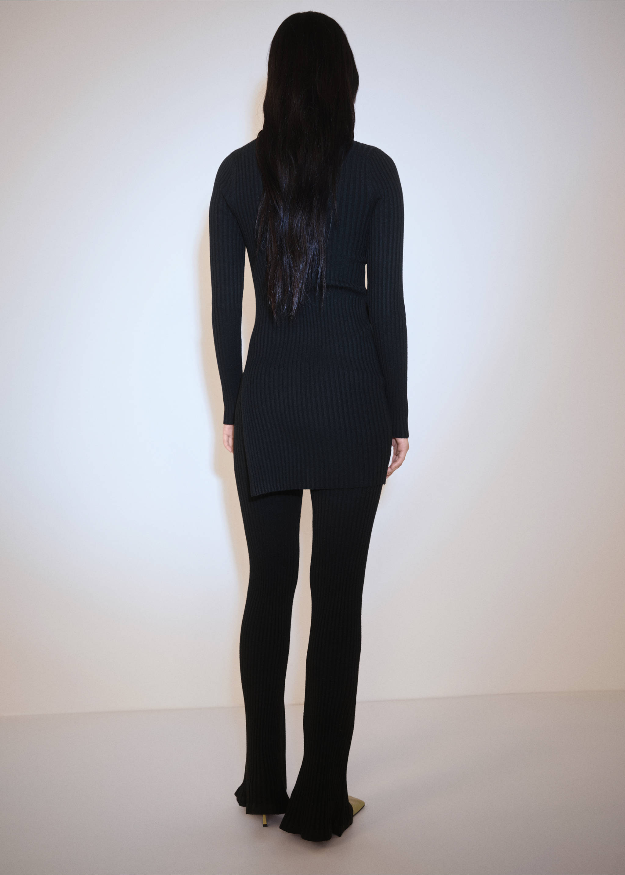 Ribbed short dress - Reverse of the article, Black. Ref: 77077664-00.