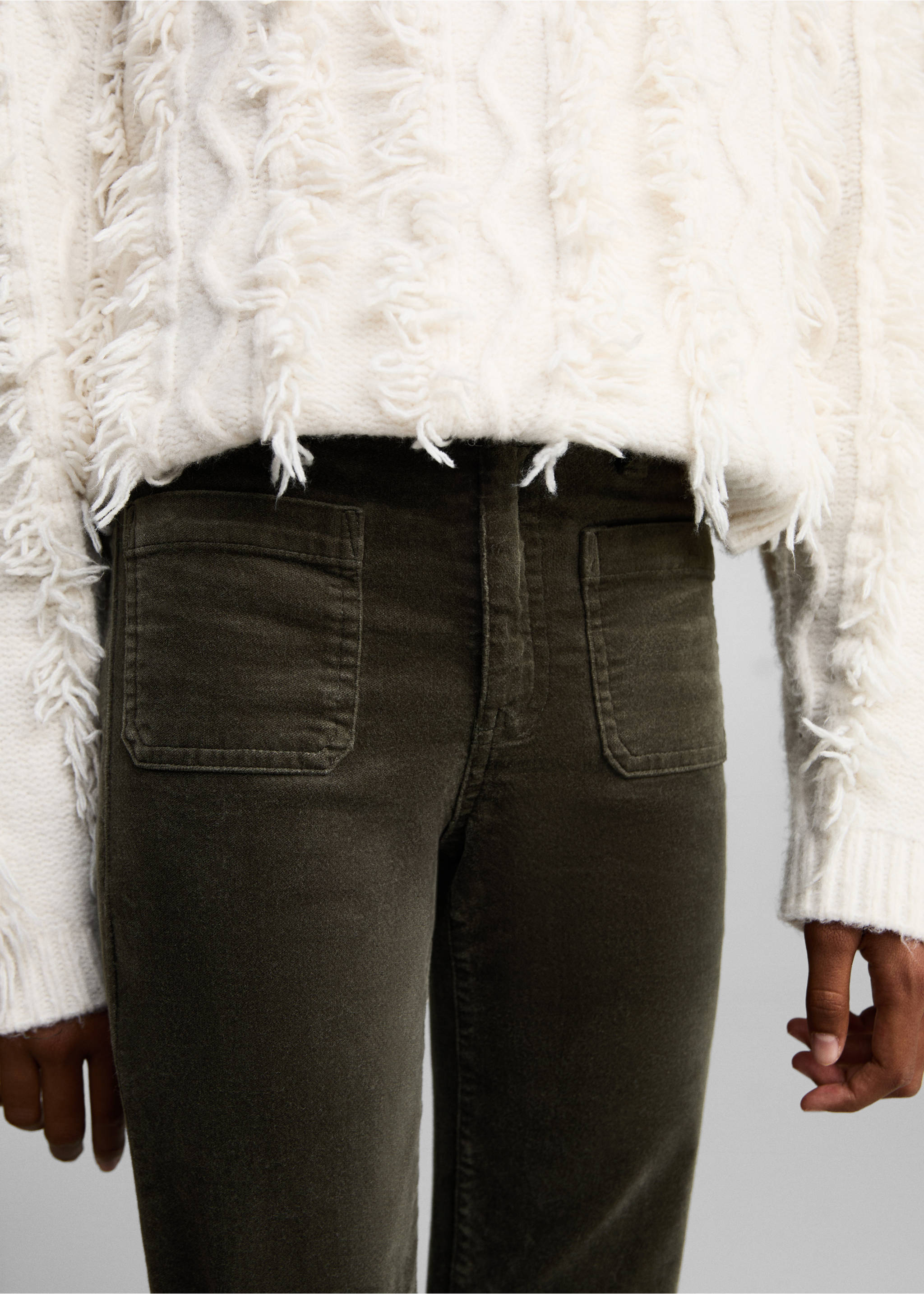 Velvet flared pants - Details of the article 6, Khaki. Ref: 77077665-00.