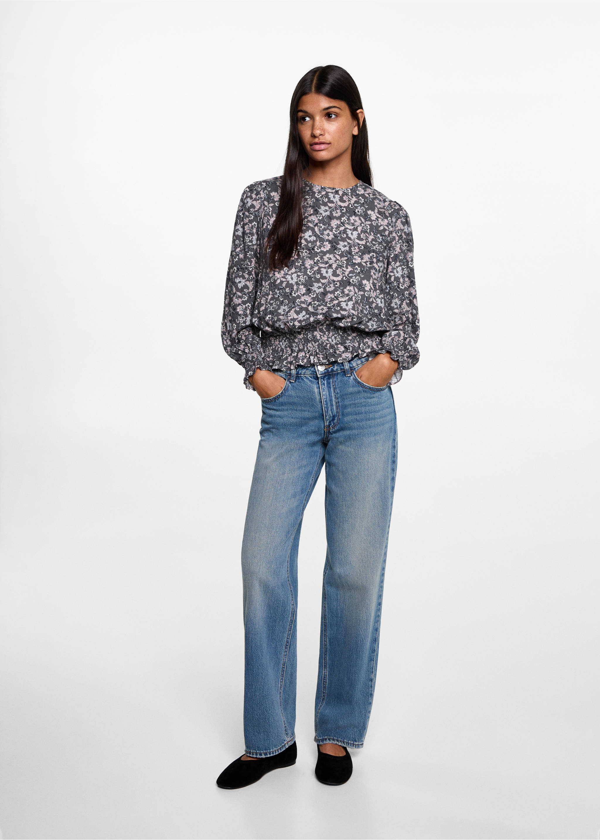 Bluzka w kwiaty - Plan ogólny, Różowy. Ref: 77077671-00.