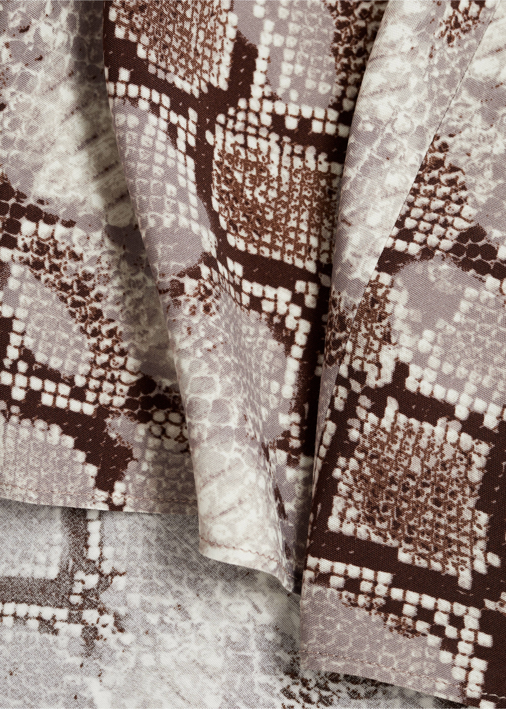 Long animal-print skirt - Details of the article 0, Brown. Ref: 77077674-00.