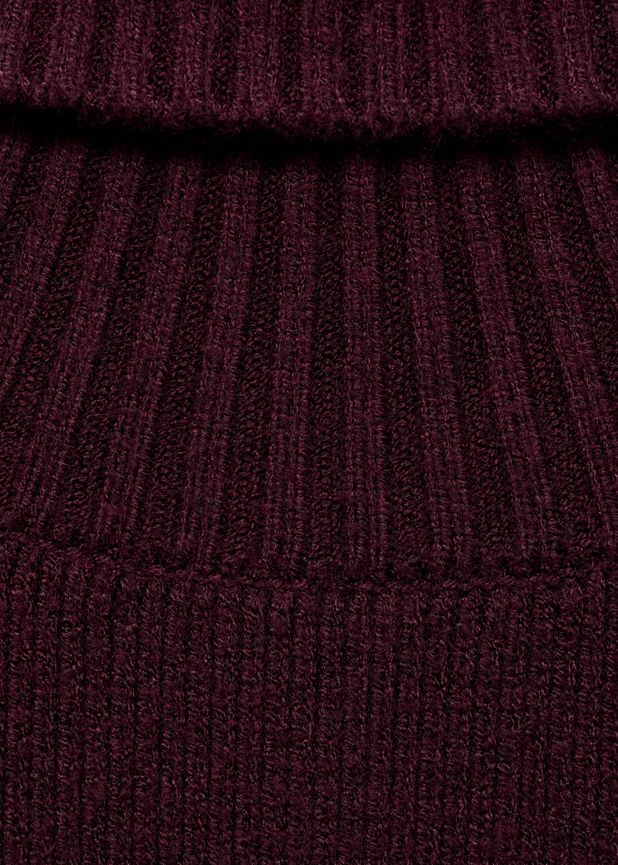 Kurzes Strickkleid mit weitem Rollkragen - Detail des Artikels 8