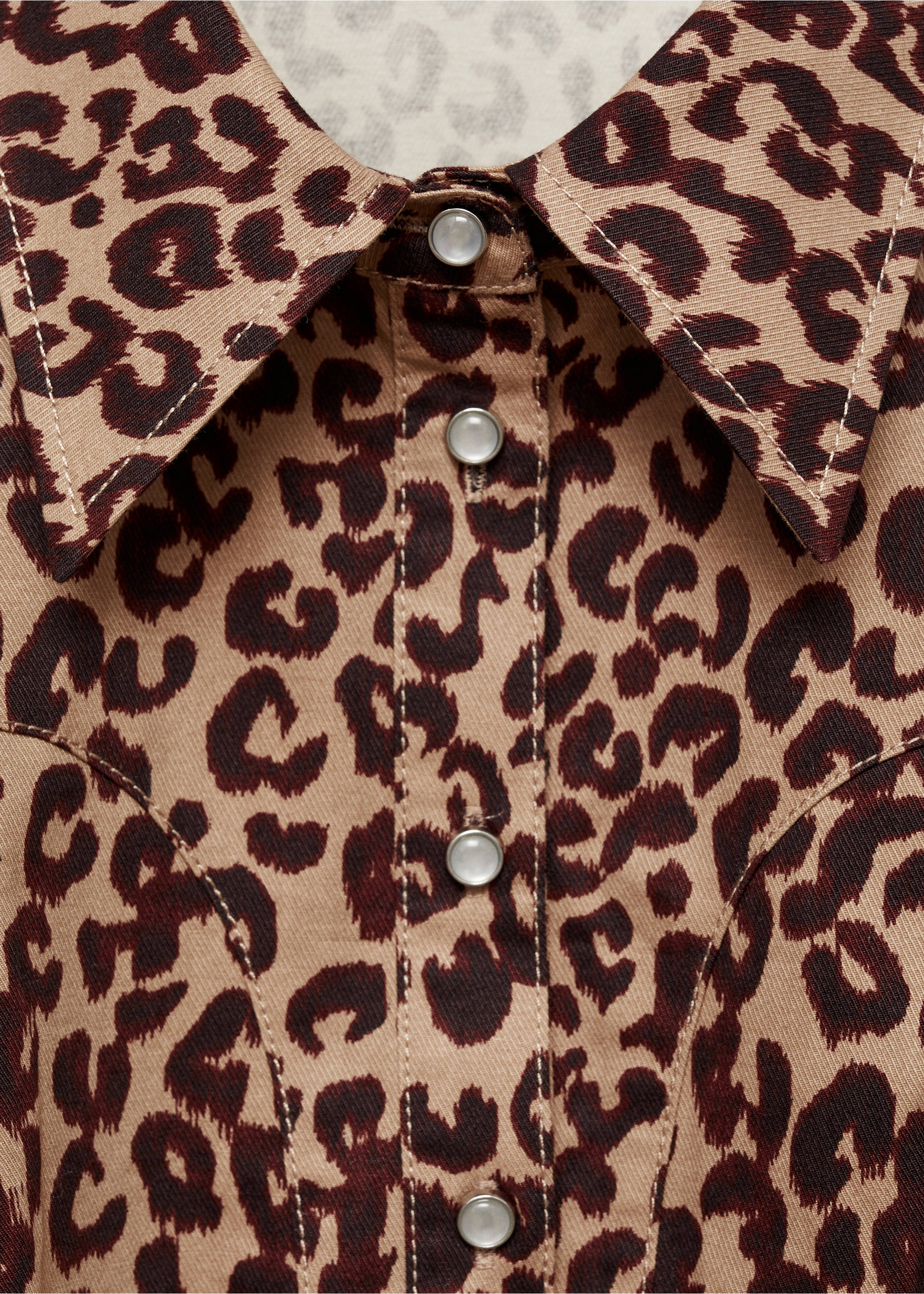 Leopard-print shirt dress - Details of the article 8, Brown. Ref: 77077699-00.
