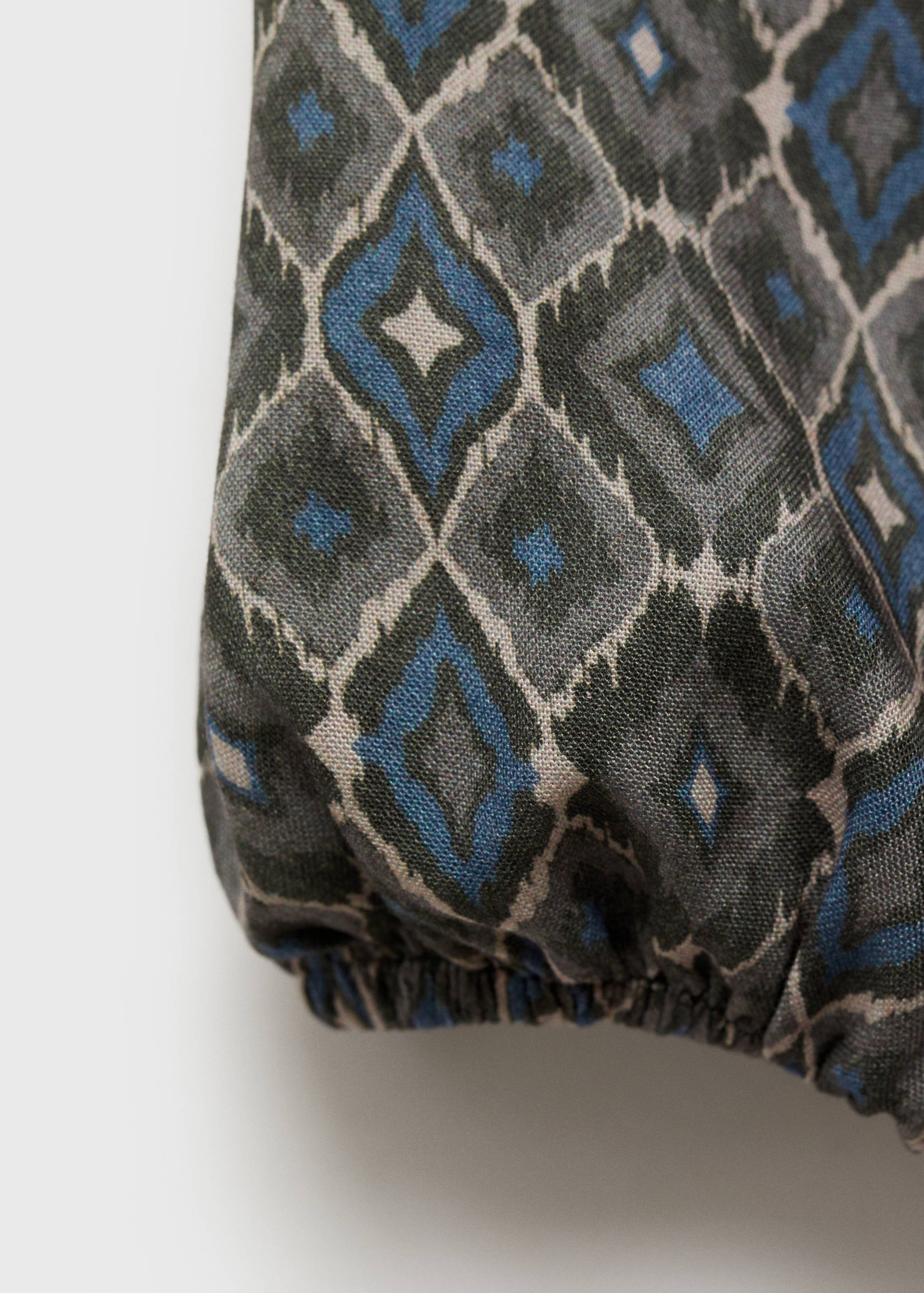 Vestido corto hombros descubiertos - Detalle del artículo 0