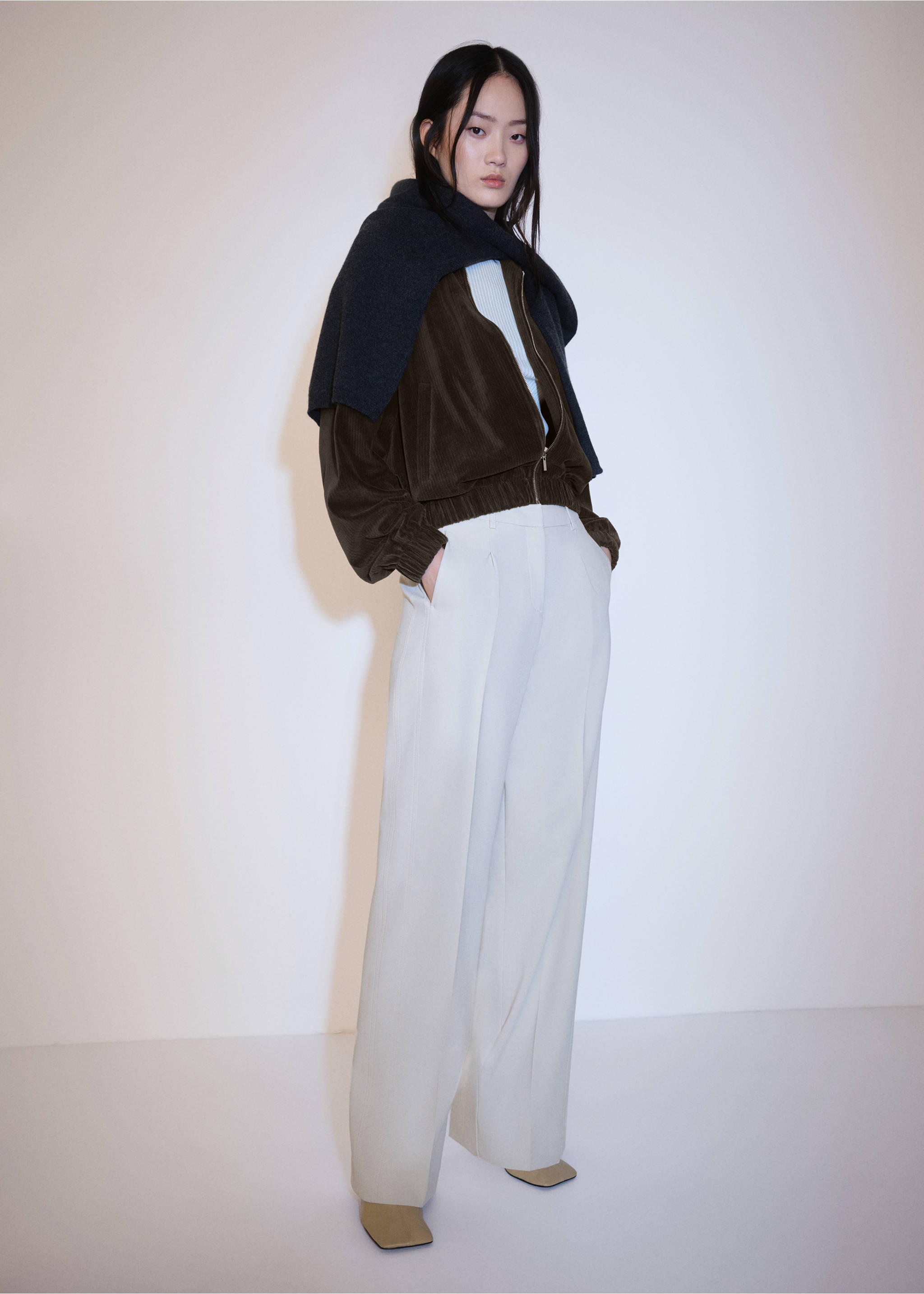 Bomberjacke aus Cord - Allgemeine Ansicht, Khaki. Ref: 77077705-00.