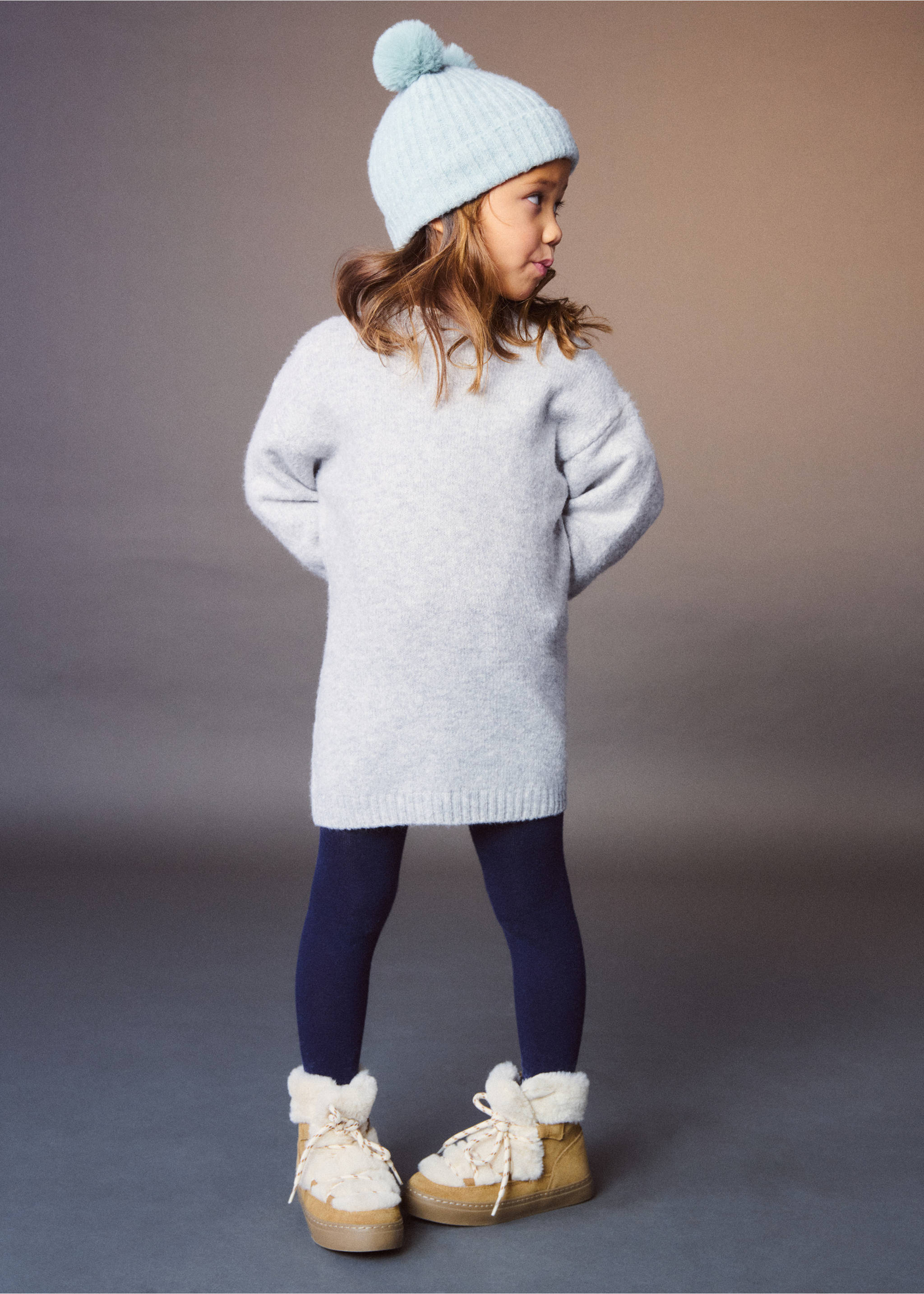 Sukienka dzianinowa z bufiastymi rękawami - Szczegóły artykułu 5, Średni szary. Ref: 77077708-00.