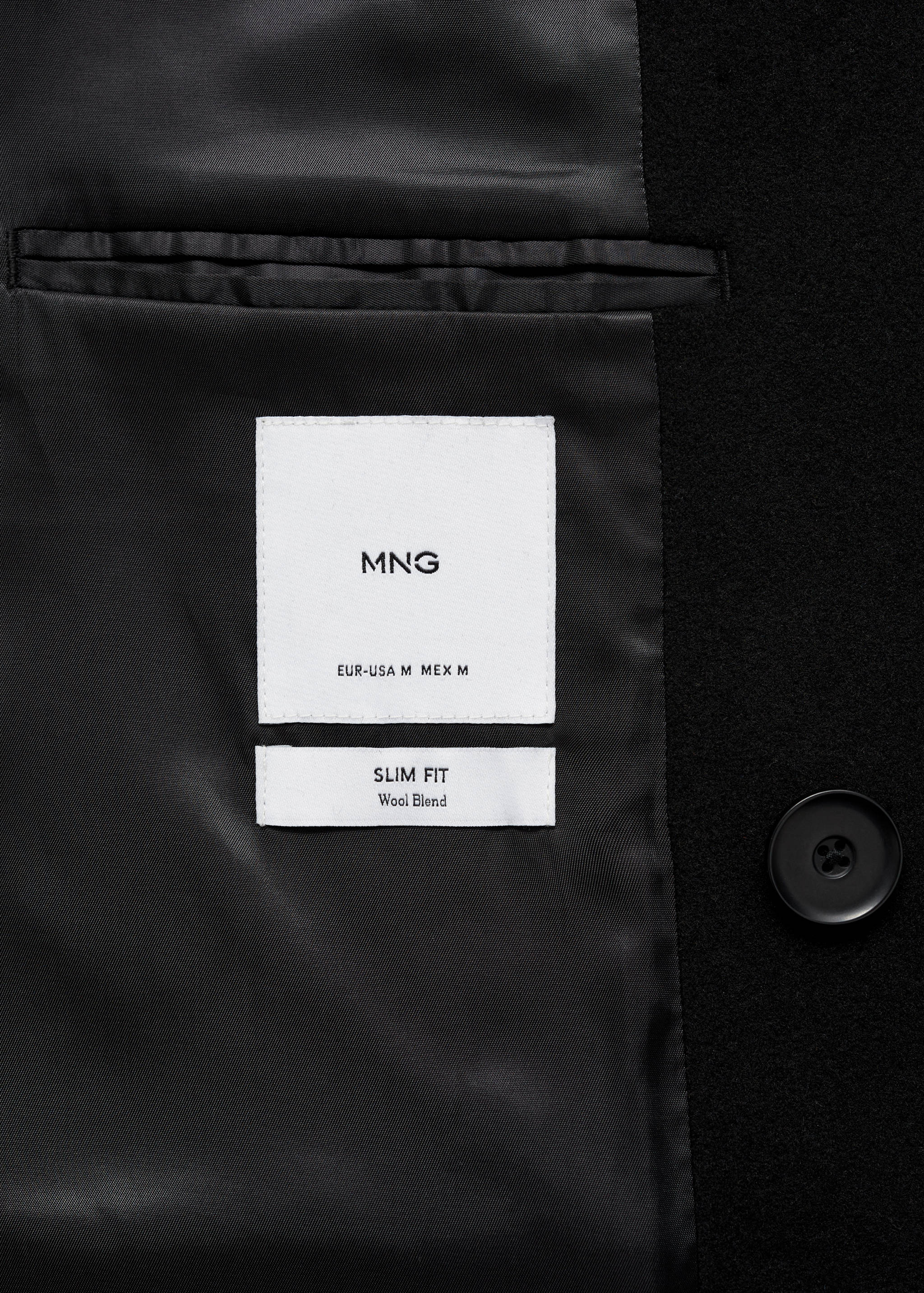 Recycled wool double-breasted coat - Details of the article 0
