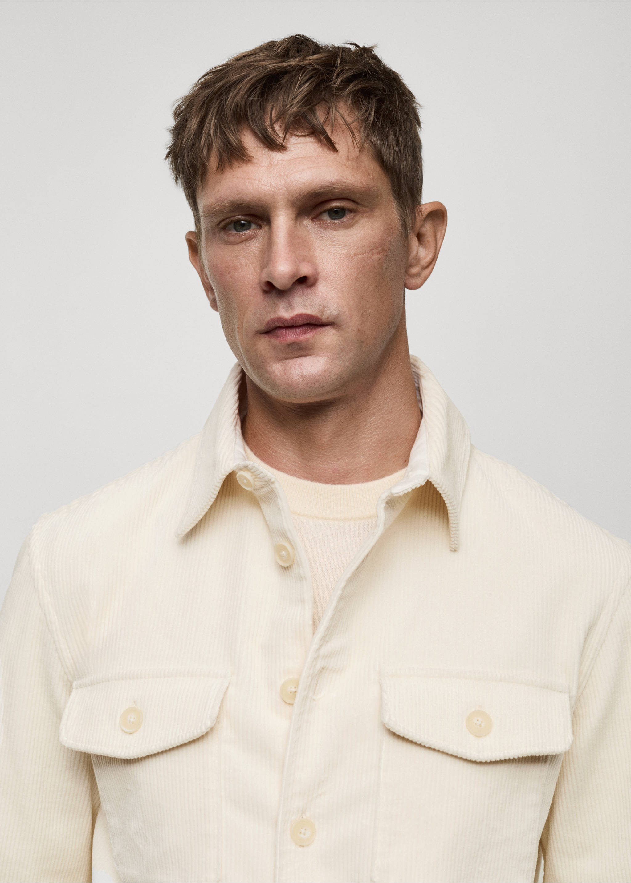 Corduroy overshirt with pockets - Details of the article 1, Off White. Ref: 77077921-00.