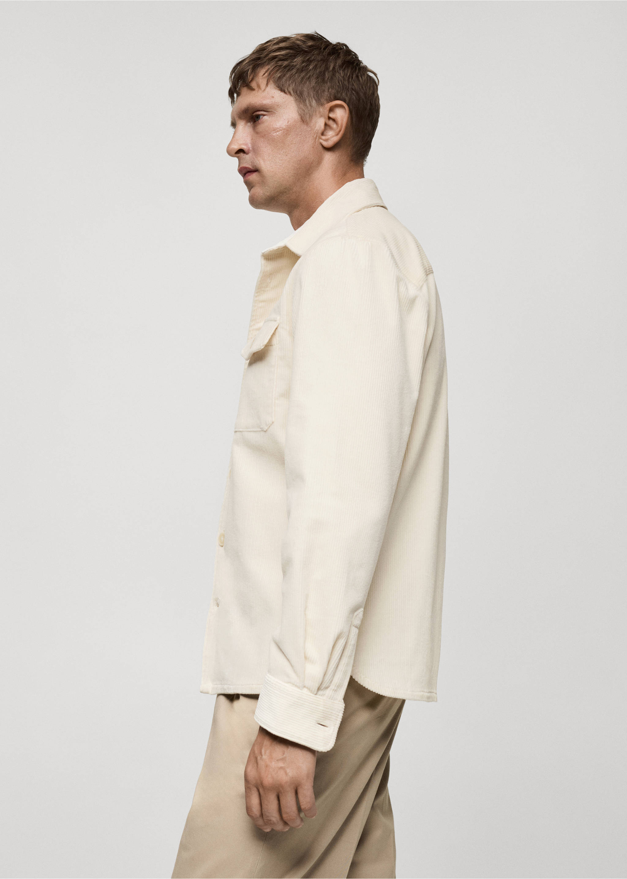 Corduroy overshirt with pockets - Details of the article 2, Off White. Ref: 77077921-00.