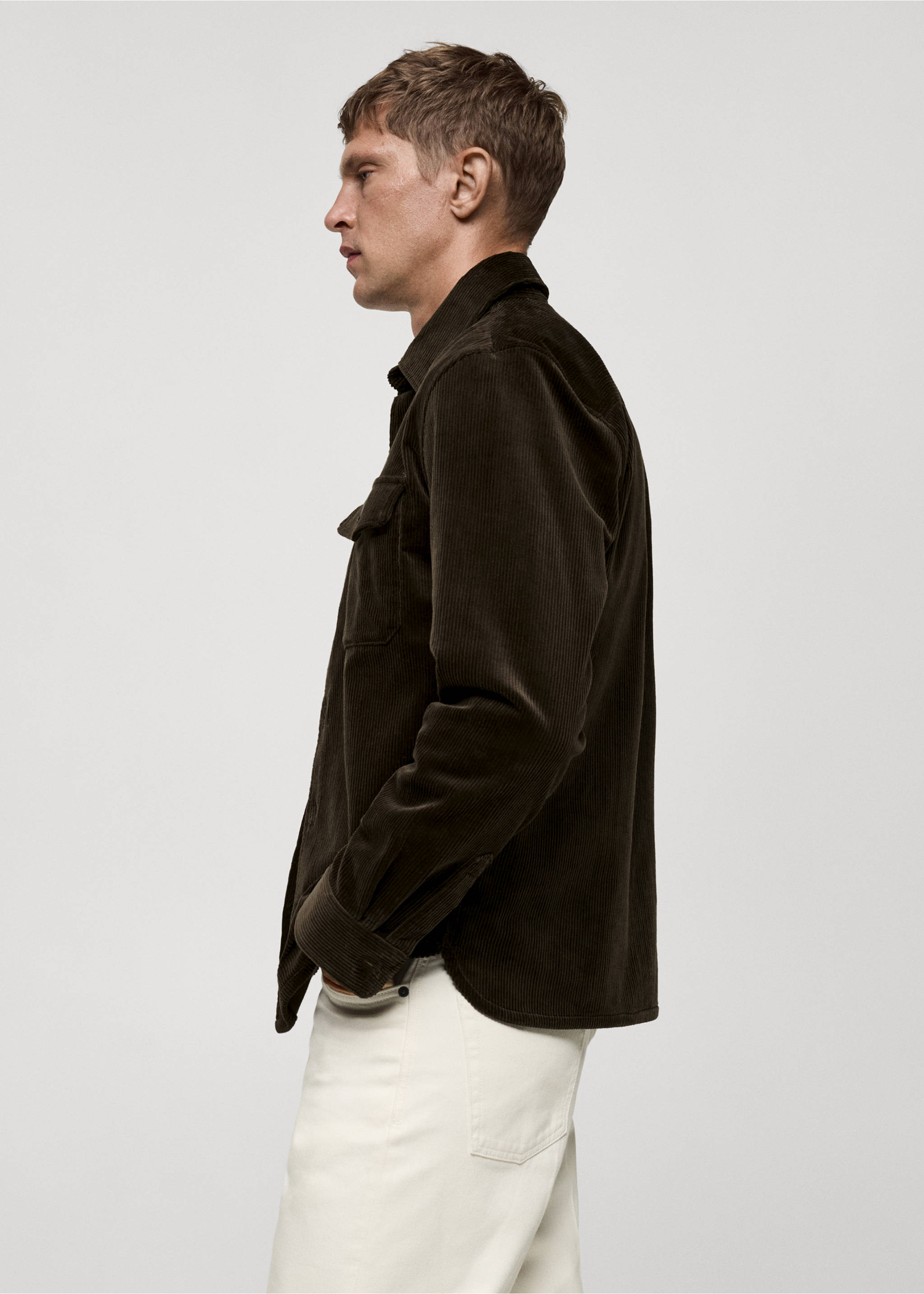 Sobrecamisa pana butxaques - Detall de l'article 2, Caqui. Ref: 77077921-00.