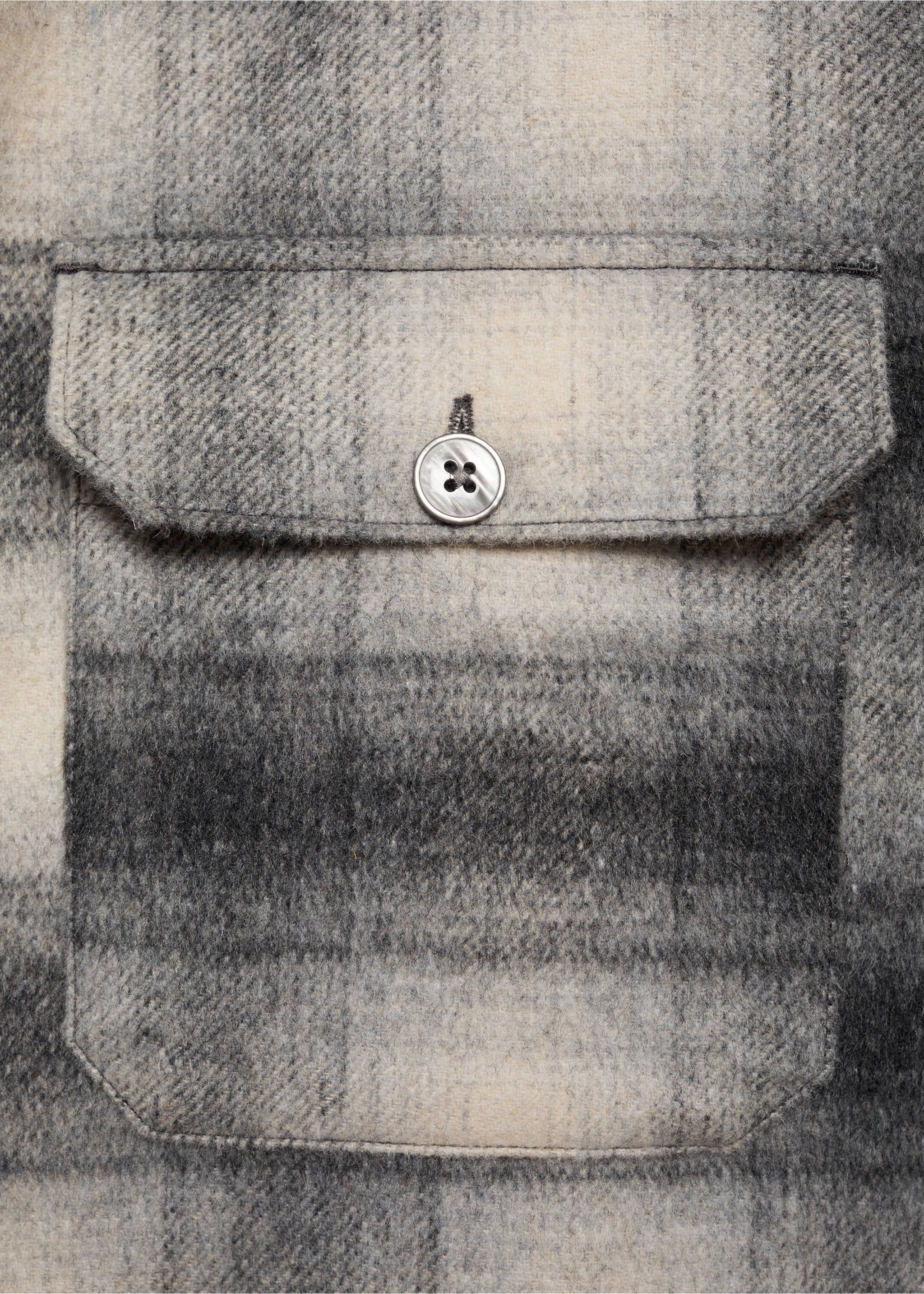 Geruit wollen overhemdjasje met zakken - Detail van het artikel 0, Grijs. Ref: 77077923-00.