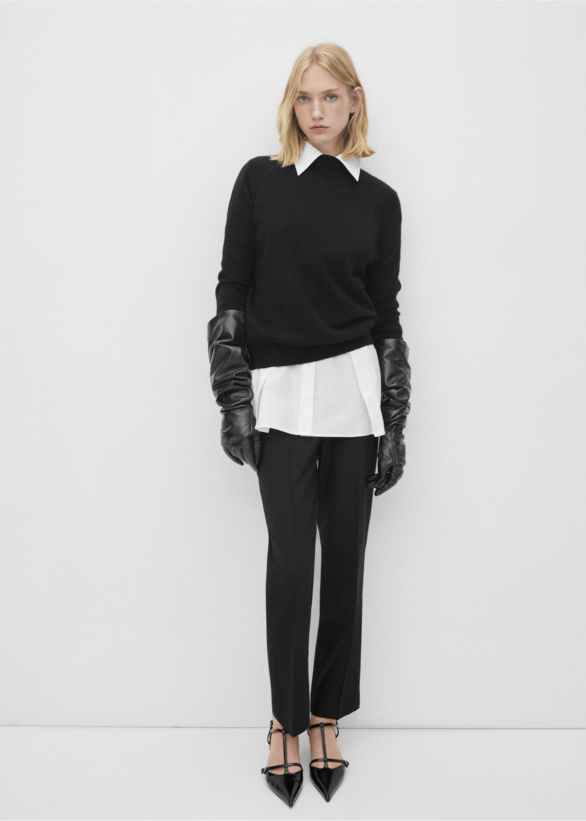 100% cashmere sweater with perkins neck - General plane, Black. Ref: 77078263-00.