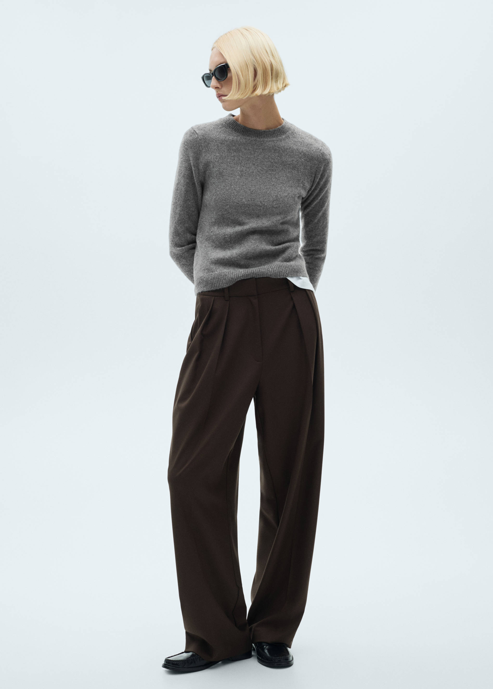 Long-sleeve knitted sweater - General plane