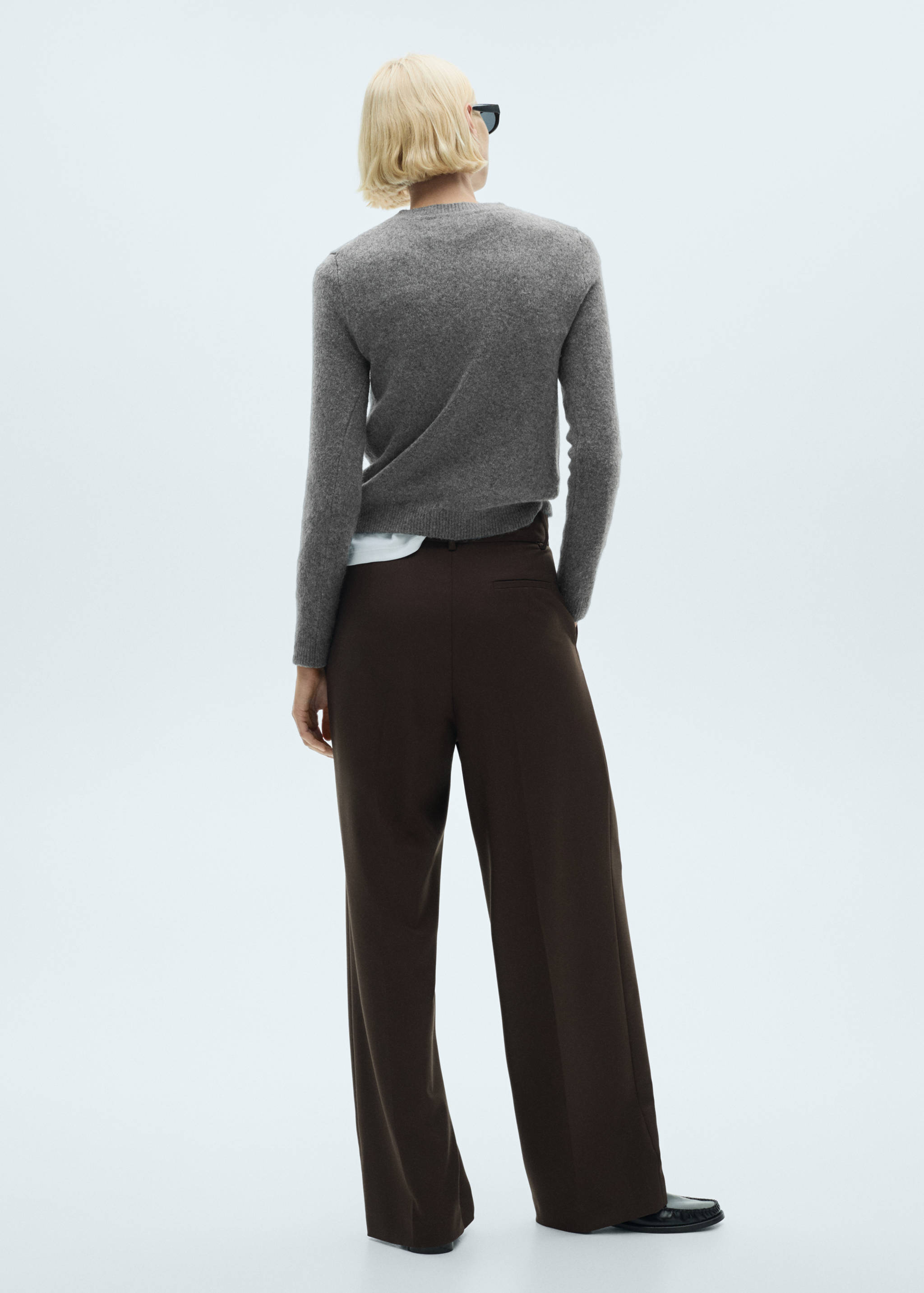 Long-sleeve knitted sweater - Reverse of the article