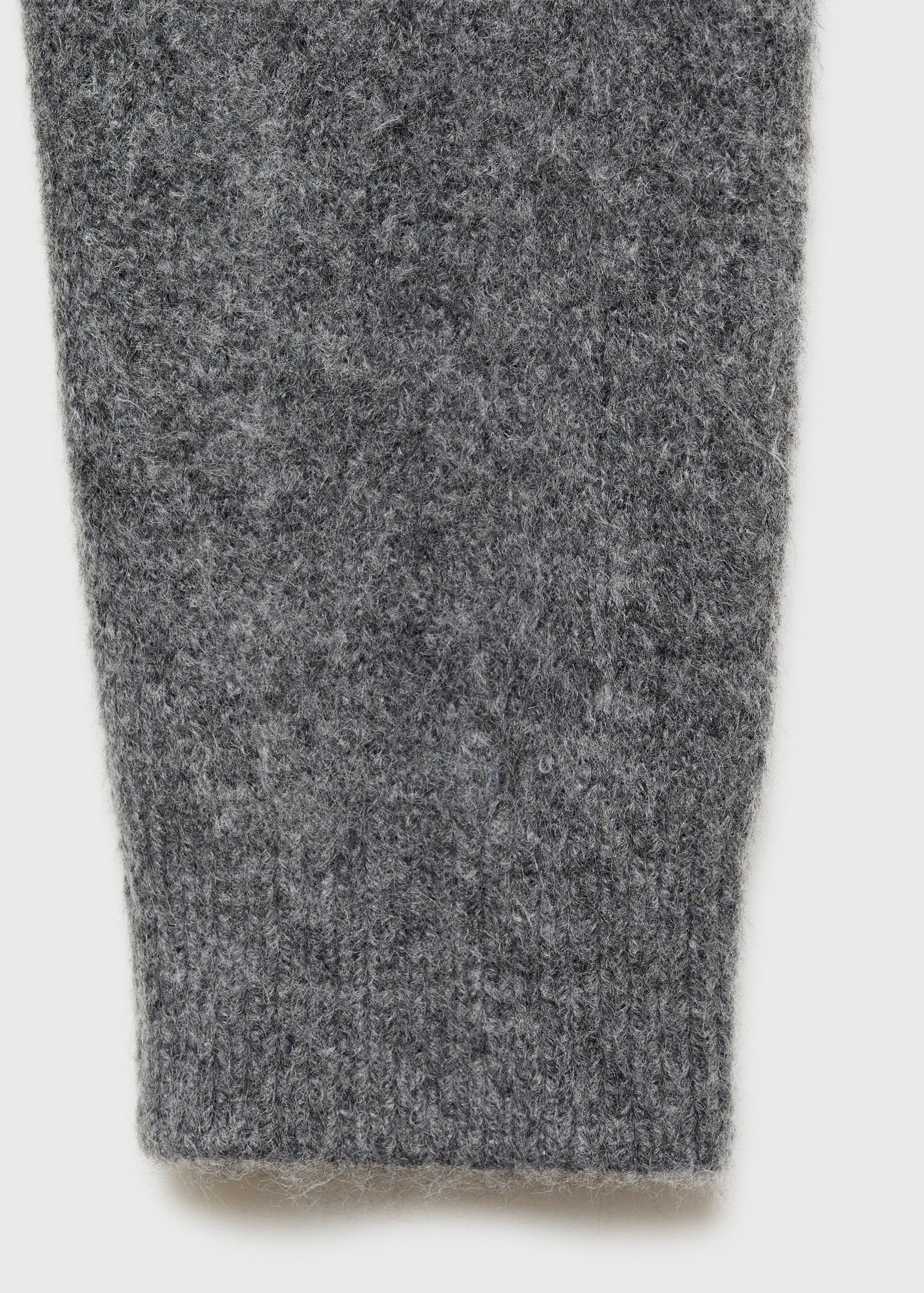 Long-sleeve knitted sweater - Details of the article 0