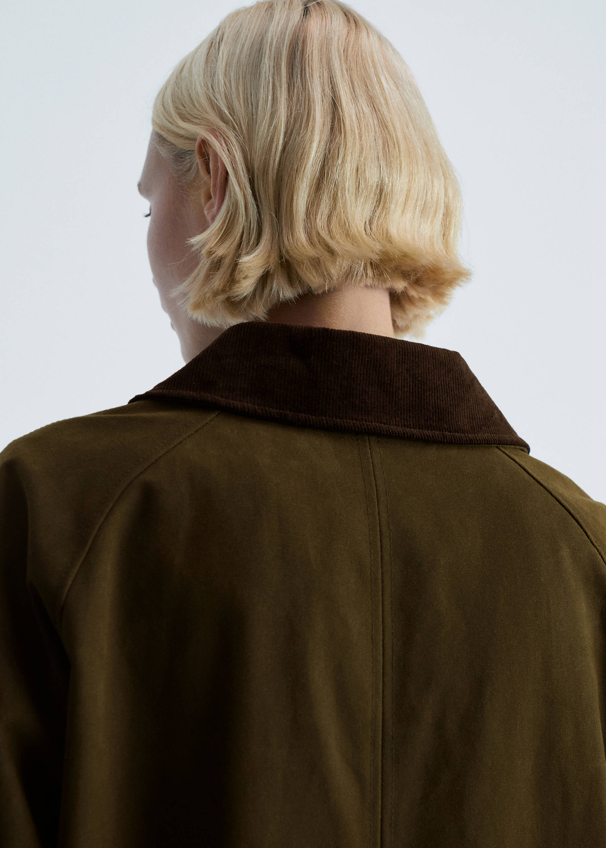 Long corduroy collar barn jacket - Details of the article 6