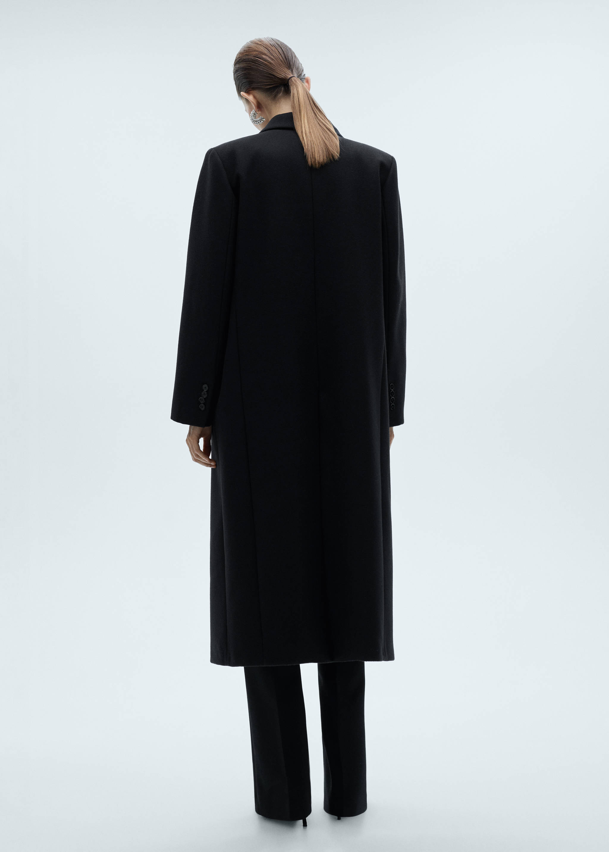 Double-breasted wool coat - Reverse of the article