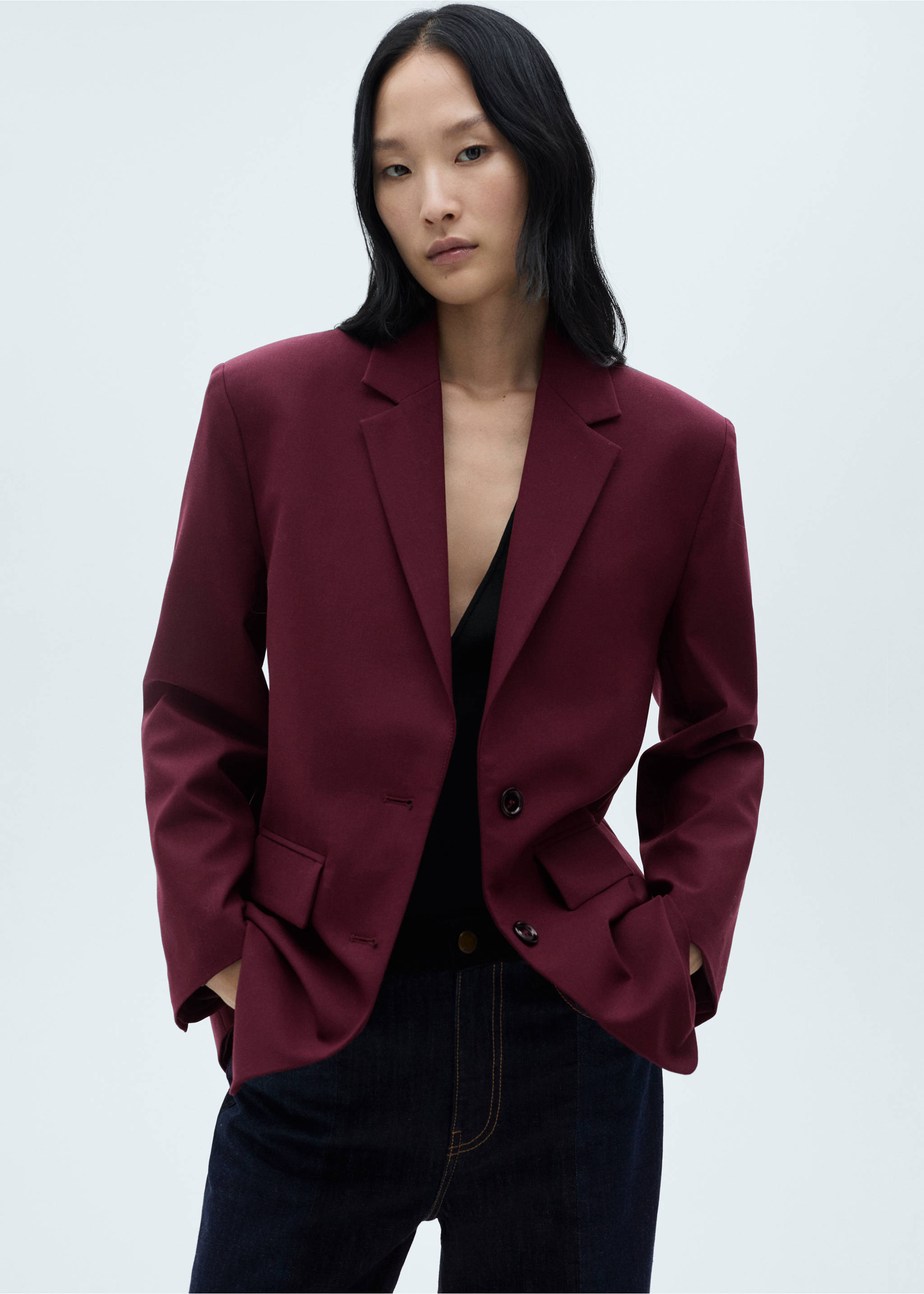 Wool jacket with pronounced shoulders - Medium plane, Maroon. Ref: 77078637-00.