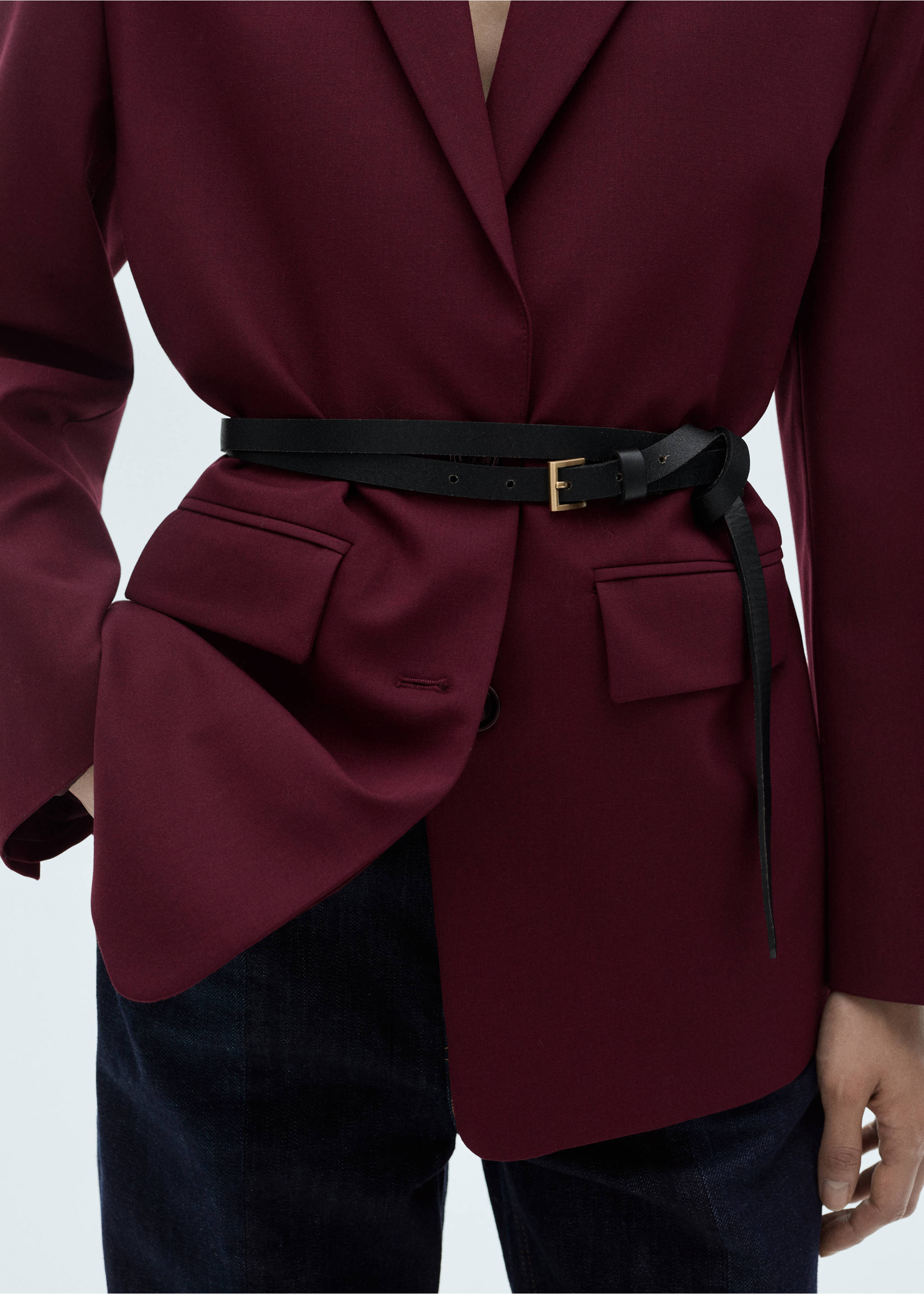 Wool jacket with pronounced shoulders - Details of the article 3, Maroon. Ref: 77078637-00.