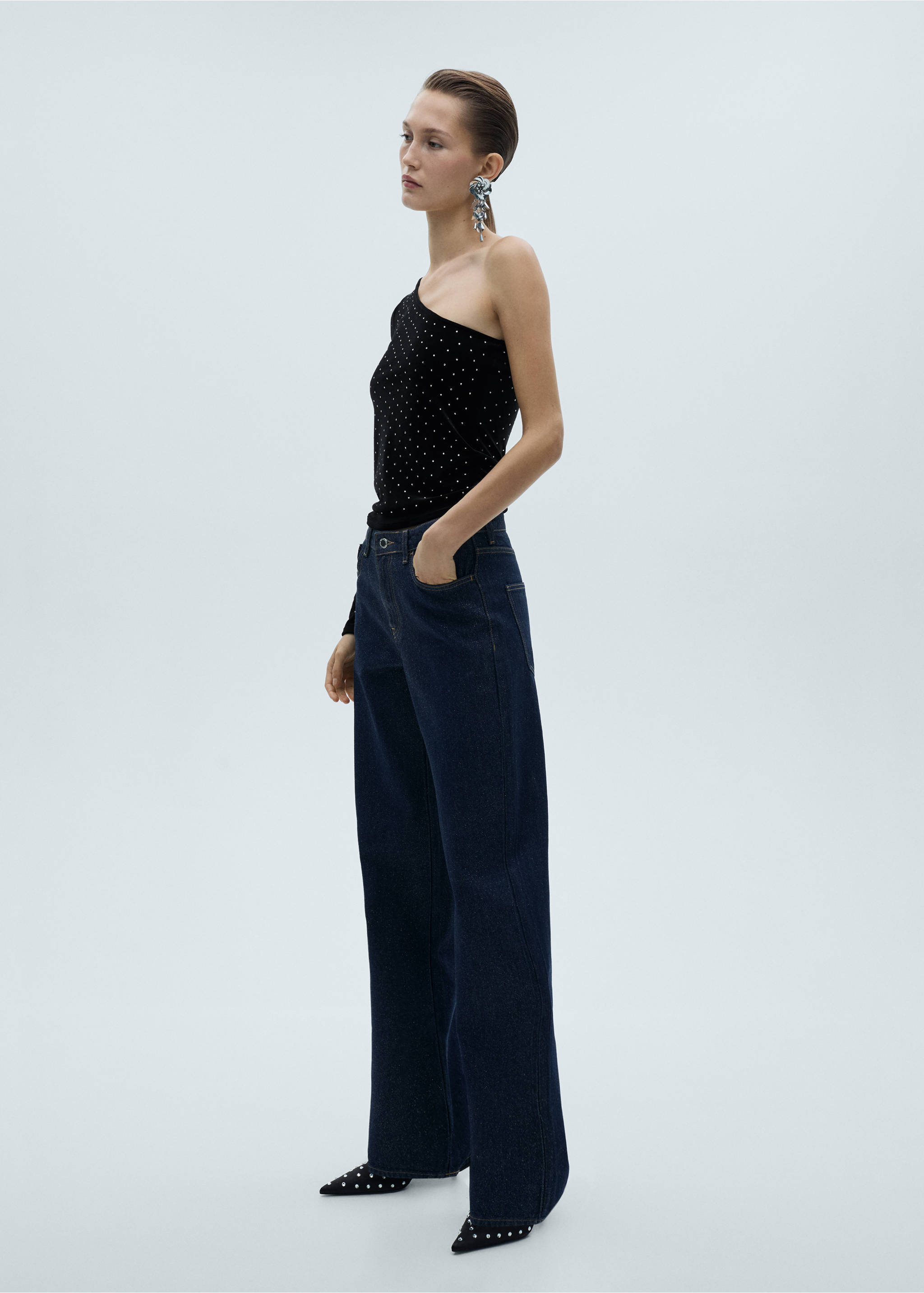 Top vellut asimètric strass - Pla general, Negre. Ref: 77079058-00.