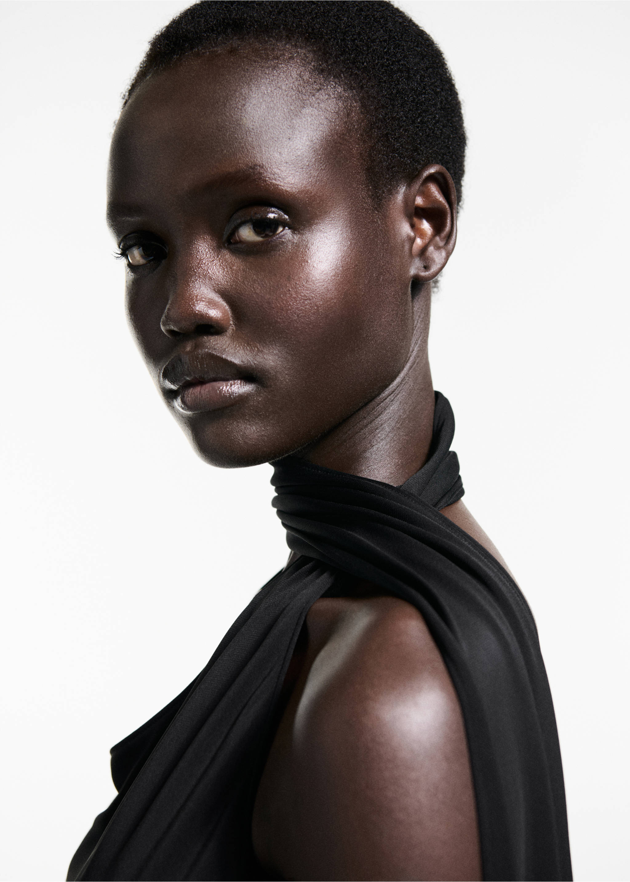 Asymmetrical bow-neck dress - Details of the article 1, Black. Ref: 77079062-00.