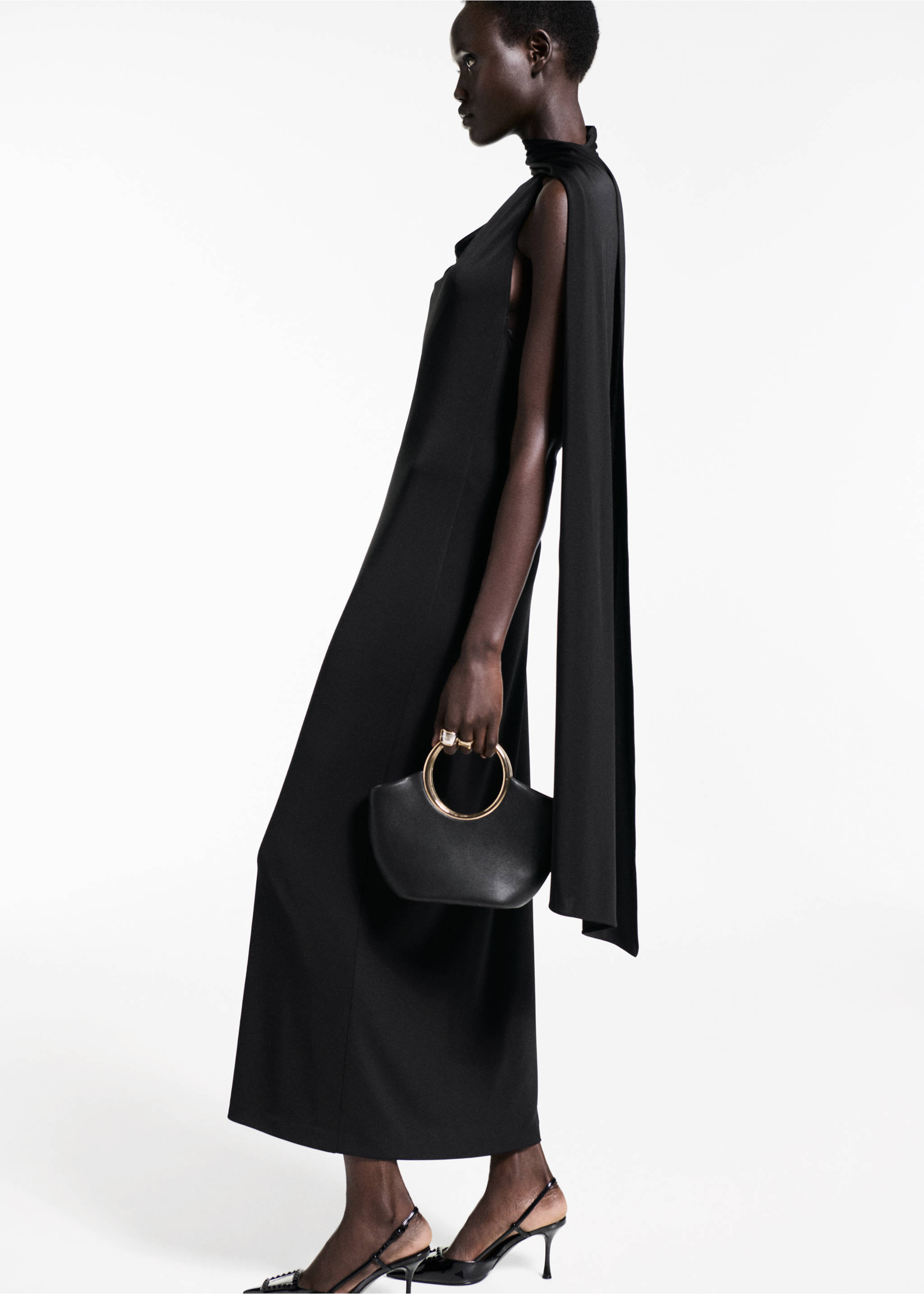 Asymmetrical bow-neck dress - Details of the article 2, Black. Ref: 77079062-00.